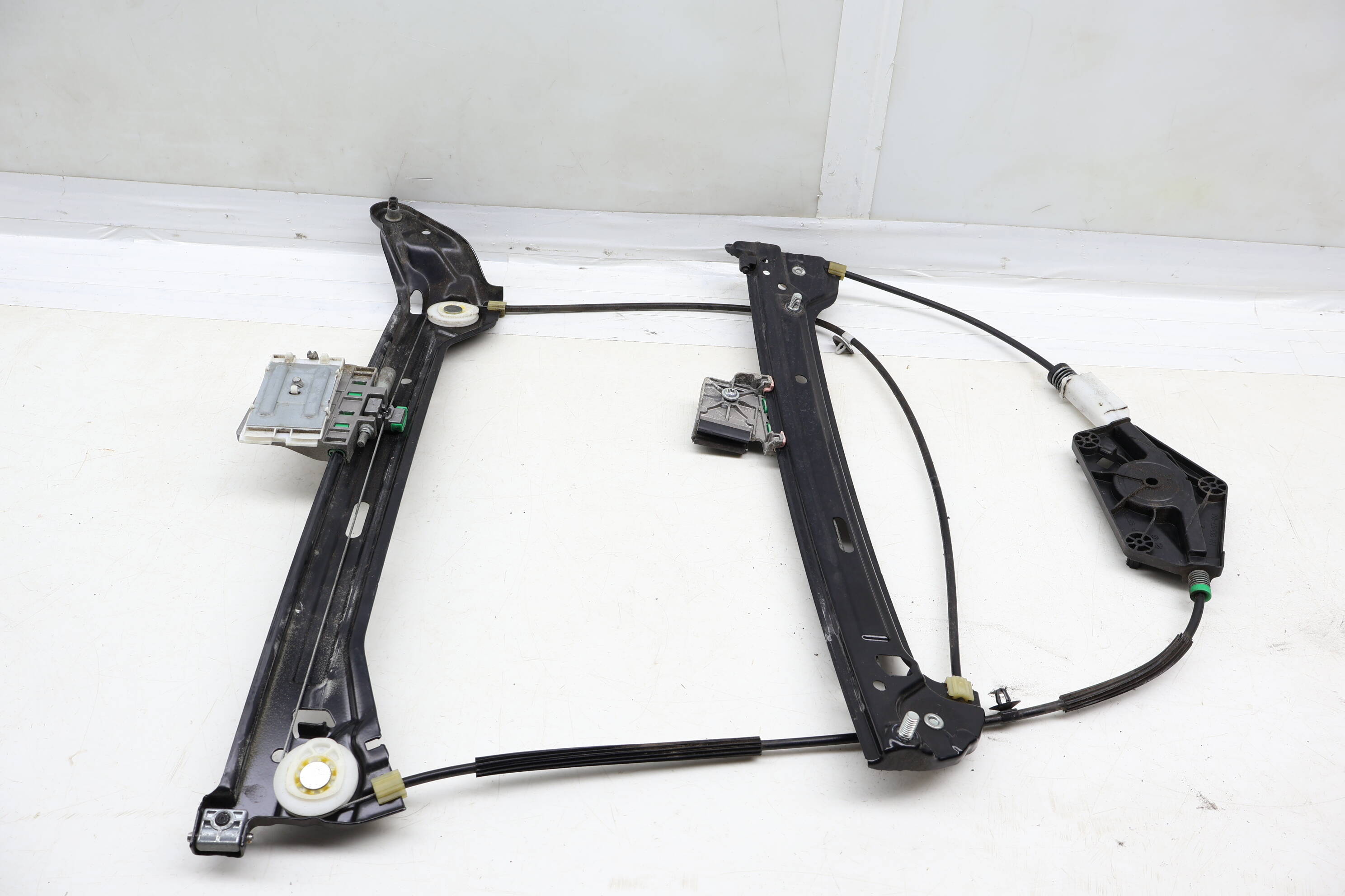 Convertible Window Regulator 8F0837461C