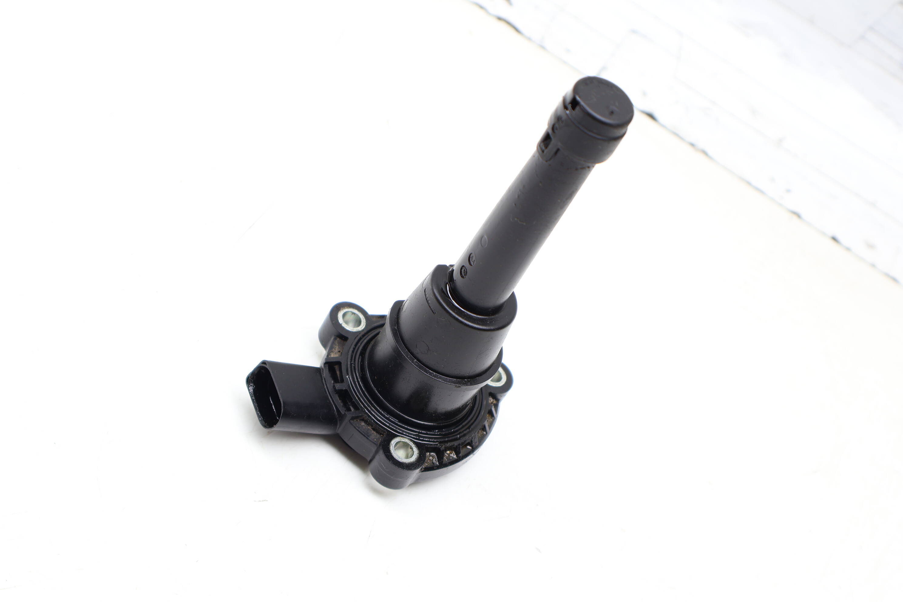 Engine Oil Level Sensor 06L907660