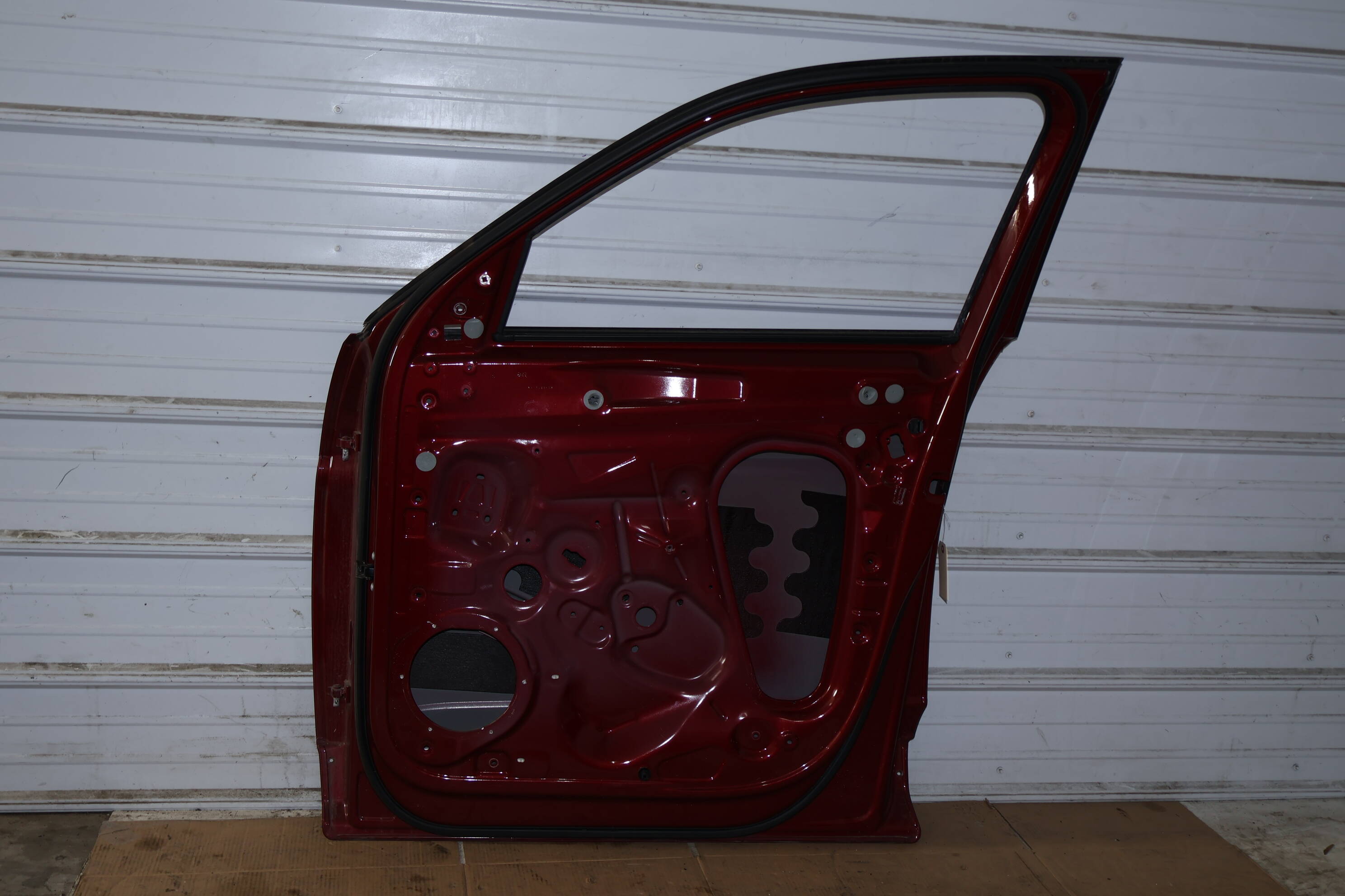 VW Front Right Door Shell / Skin / Frame (Atlas) 3CN831056M