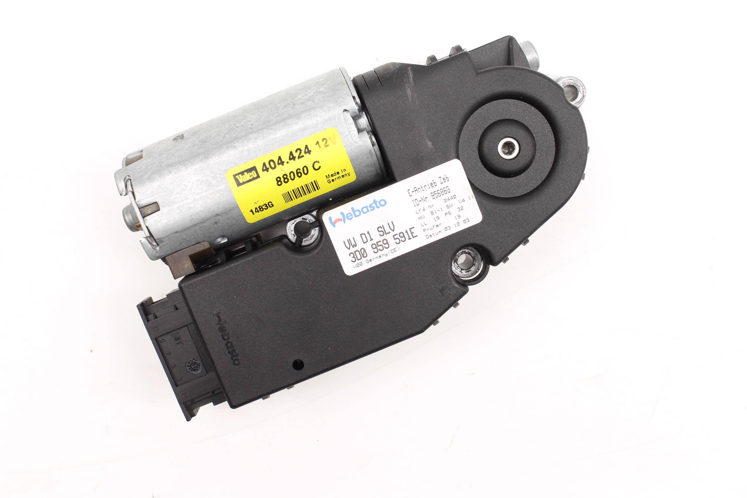 Sunroof Sun Shade Motor 3D0959591E