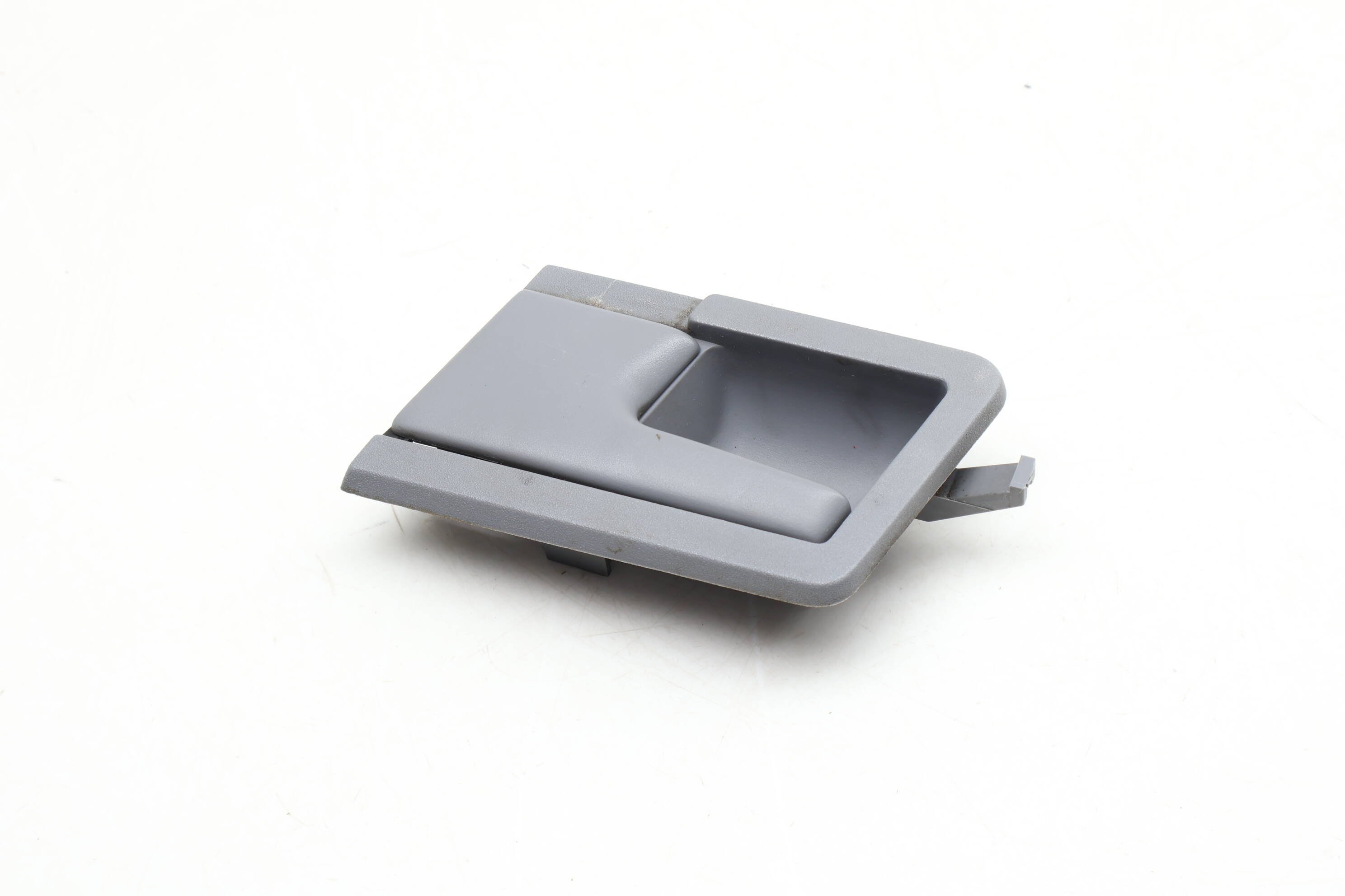 Interior Door Handle / Release Lever 701837019A