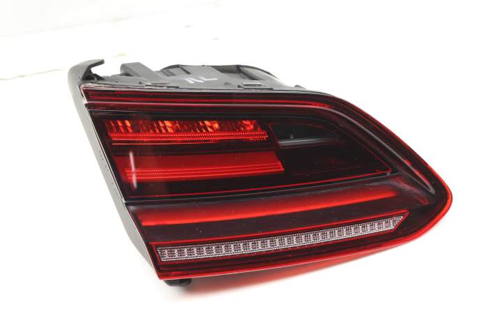 Led Tail Light / Lamp (Inner) 3G8945307B main product photo