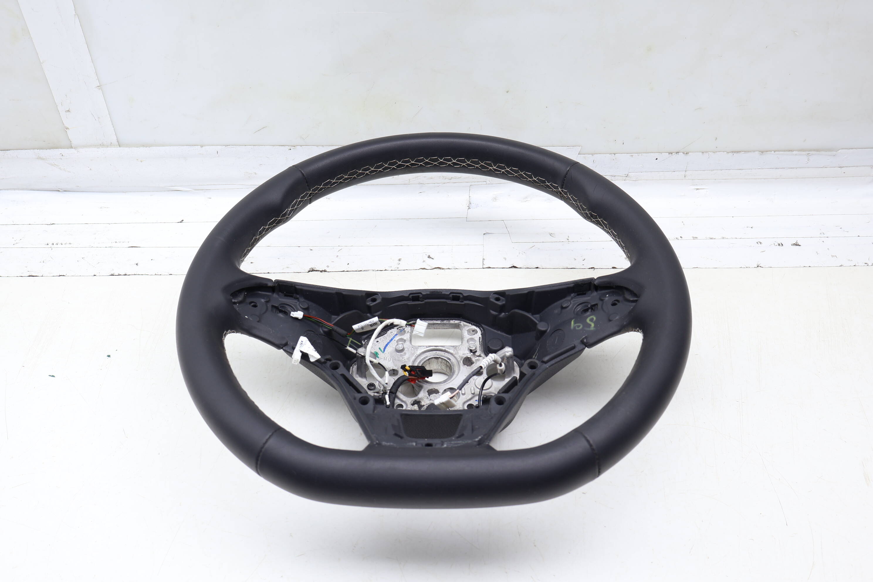 3-Spoke Steering Wheel 2GJ419089DH