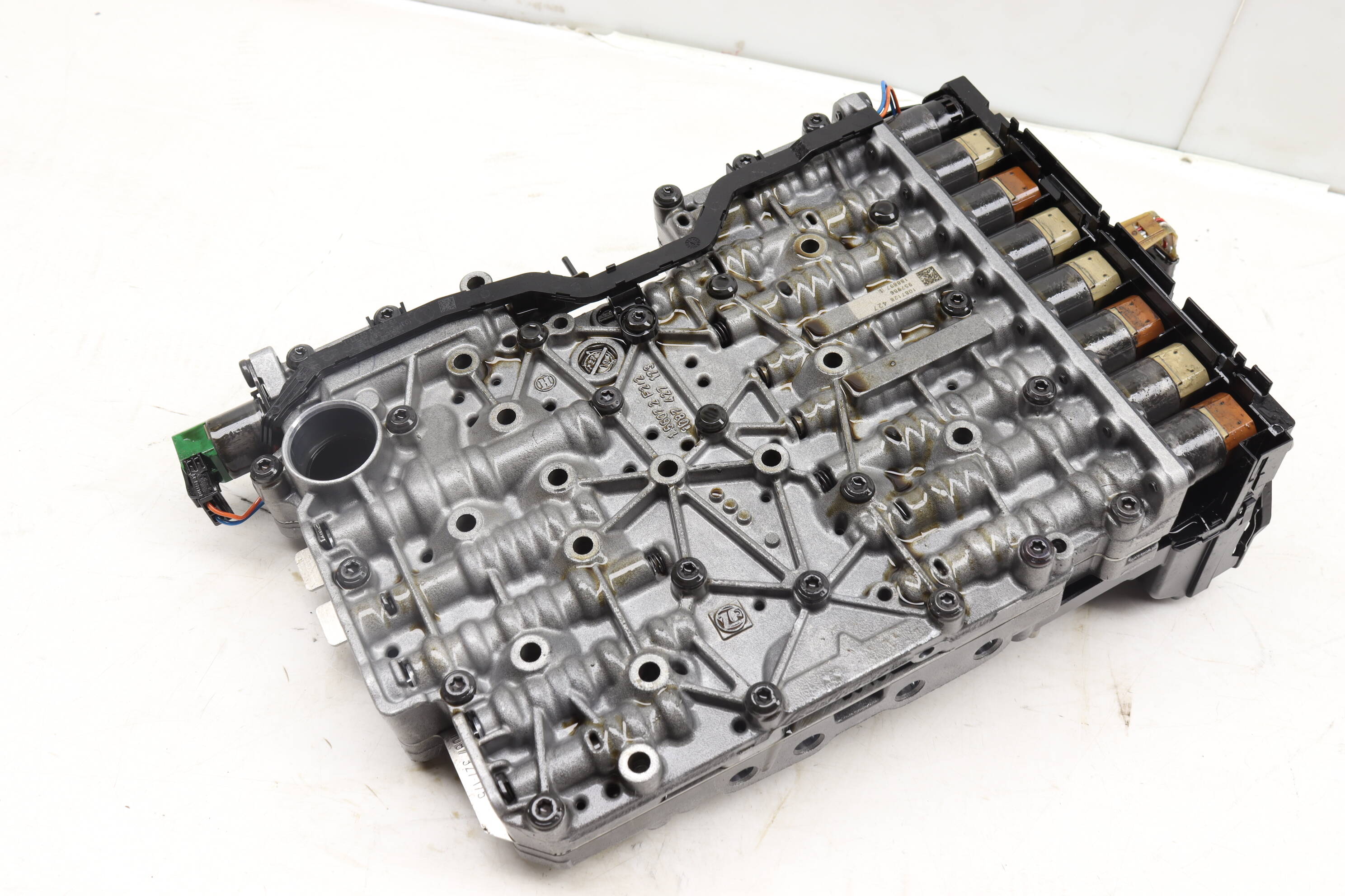 TRANSMISSION VALVE BODY / MECHATRONIC - BMW 528I 535I X3 - 24347544941 