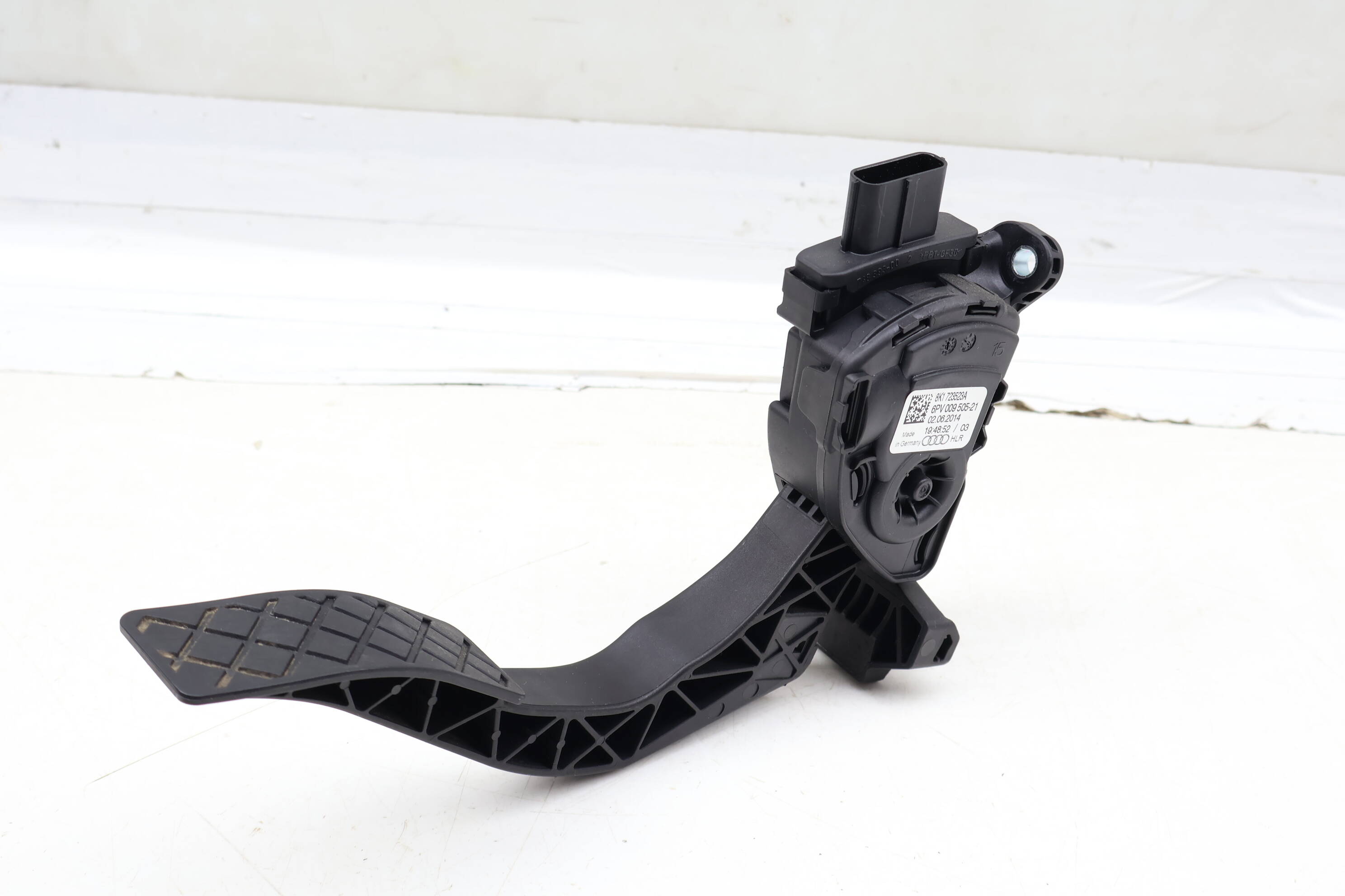 Gas Pedal / Accelerator Module 8K1723523A