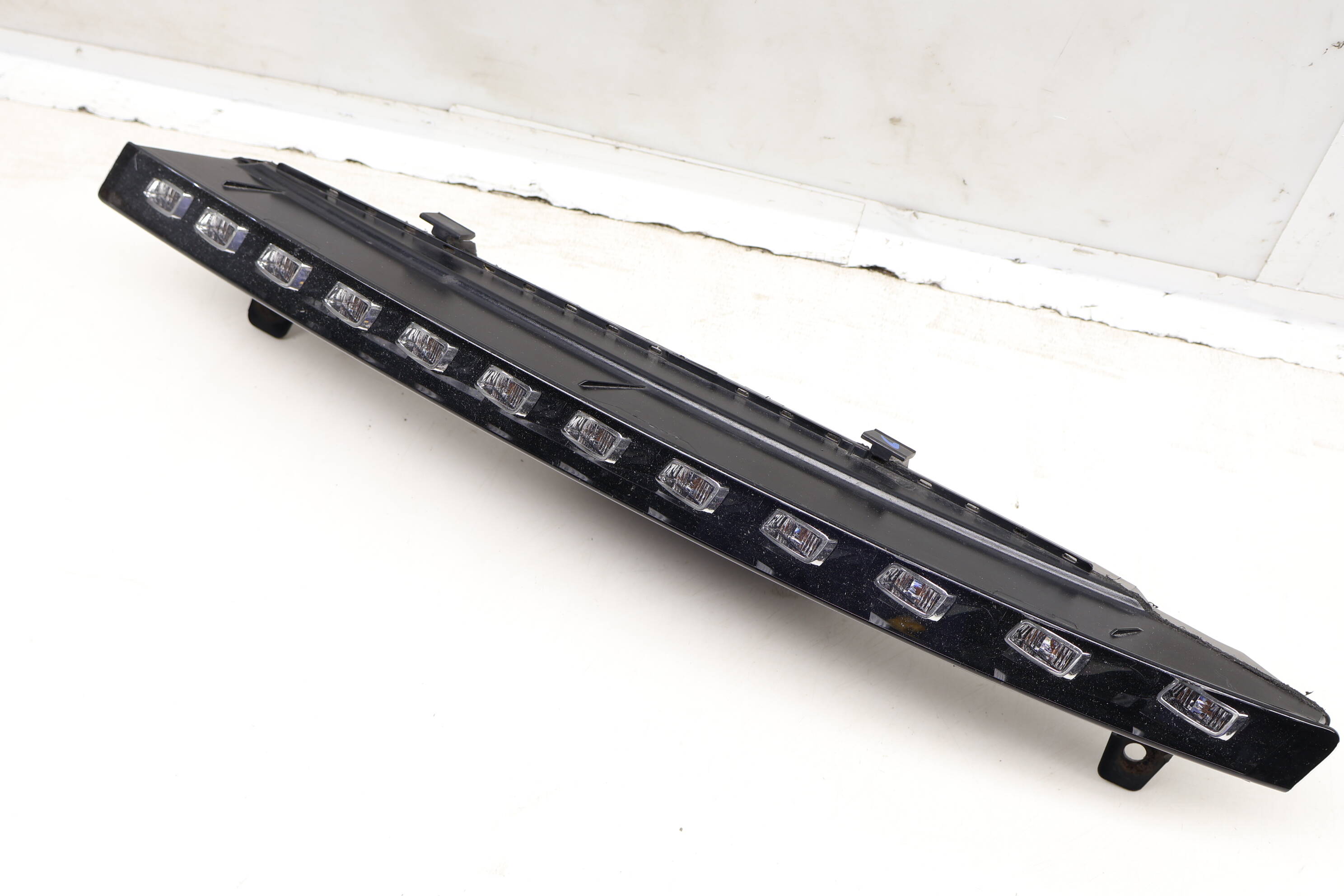 Bumper&#x20;Led&#x20;Turn&#x20;Signal&#x20;&#x2F;&#x20;Light&#x20;4L0953041D