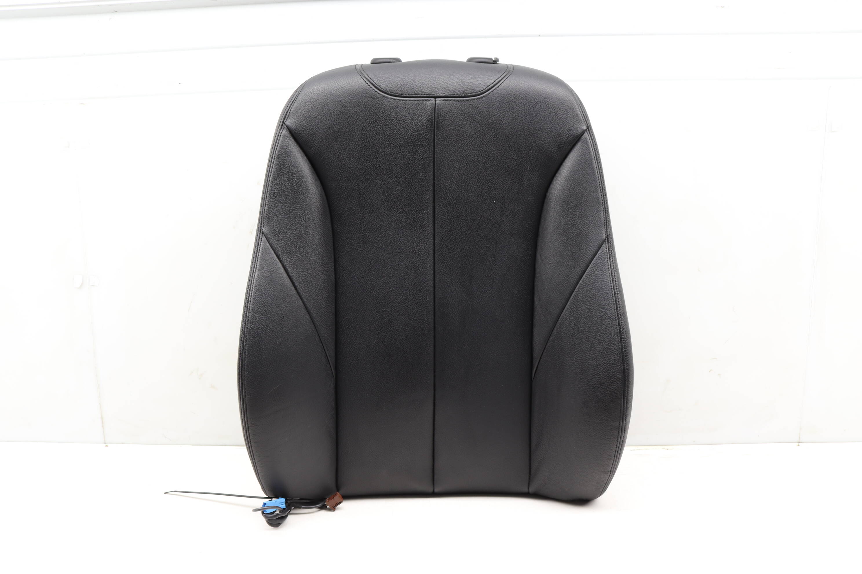 Upper&#x20;Seat&#x20;Backrest&#x20;Cushion&#x20;&#x28;Leather&#x29;&#x20;52107295110