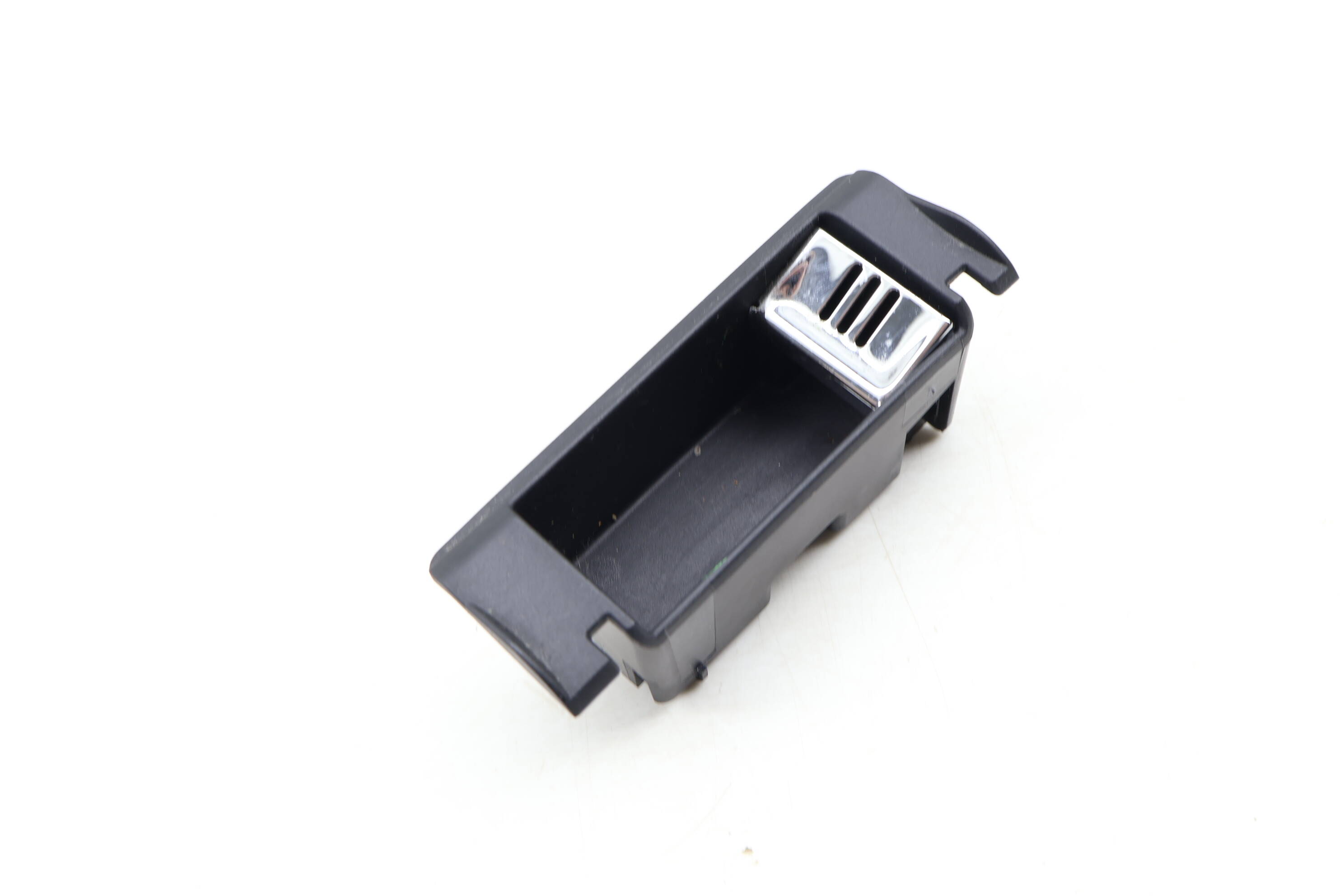 Door Ashtray / Ash Tray Insert 4B0857406A