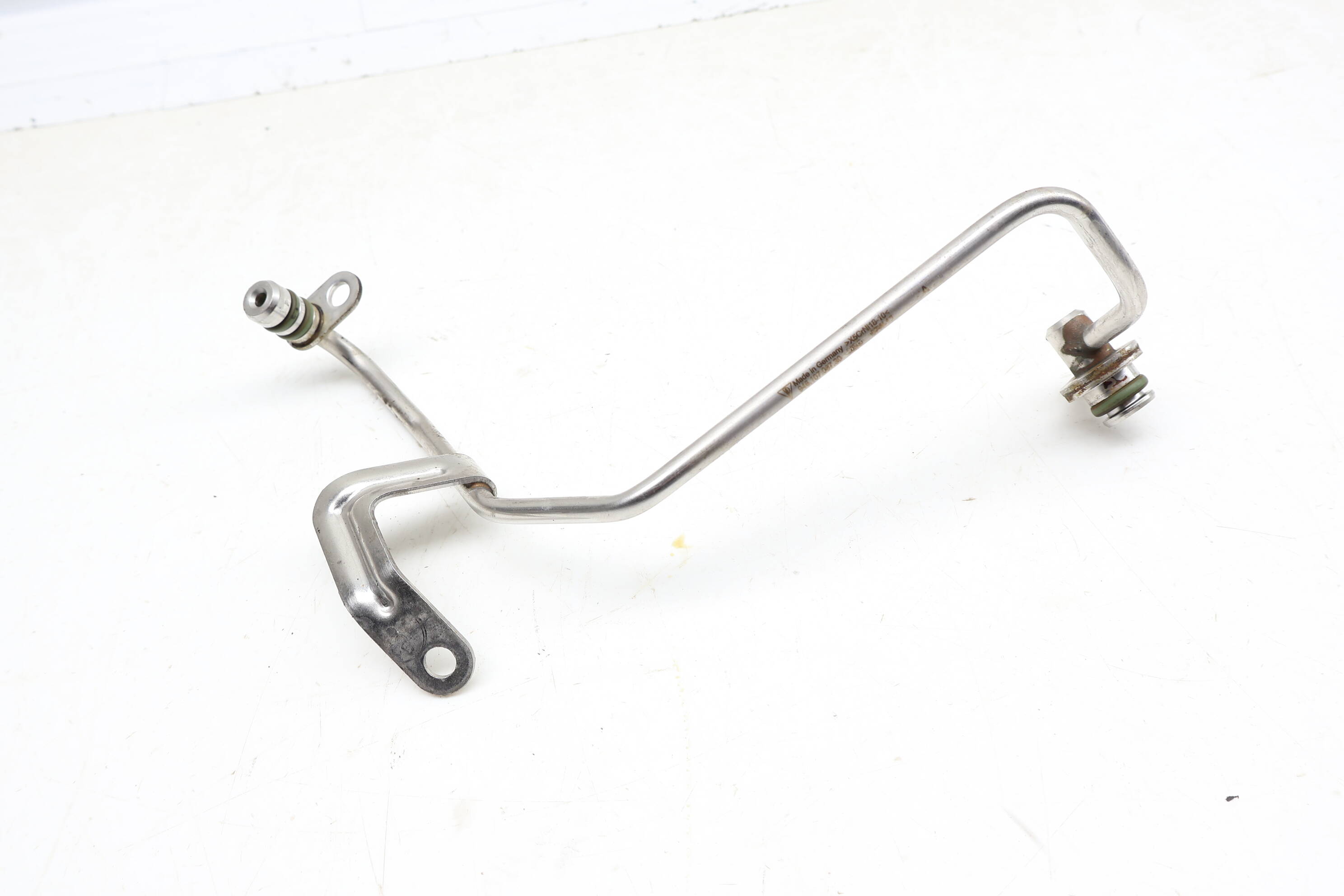 Turbo Oil Line / Pipe 94610708730