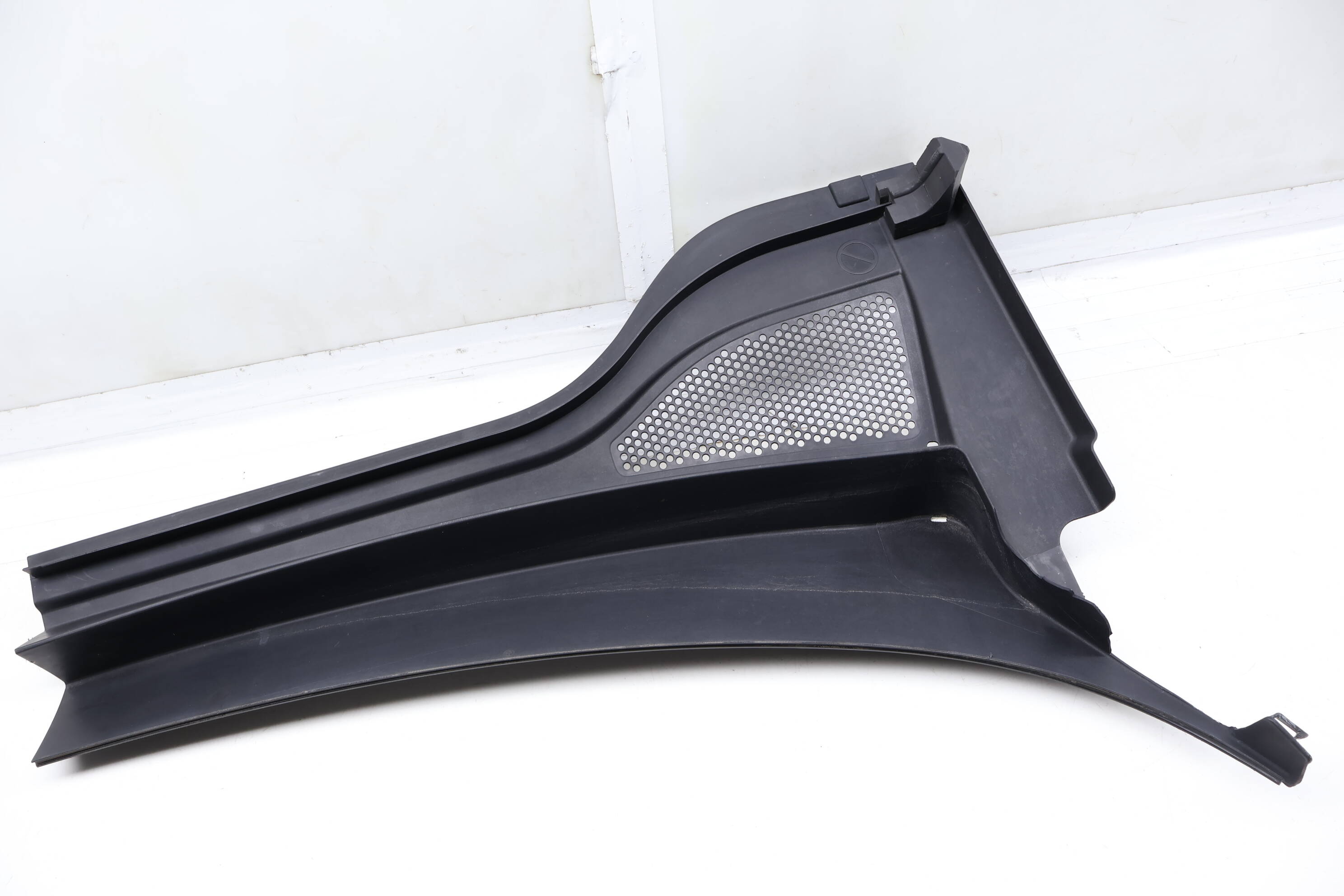 Rain Tray / Water Deflector 3CN819404B