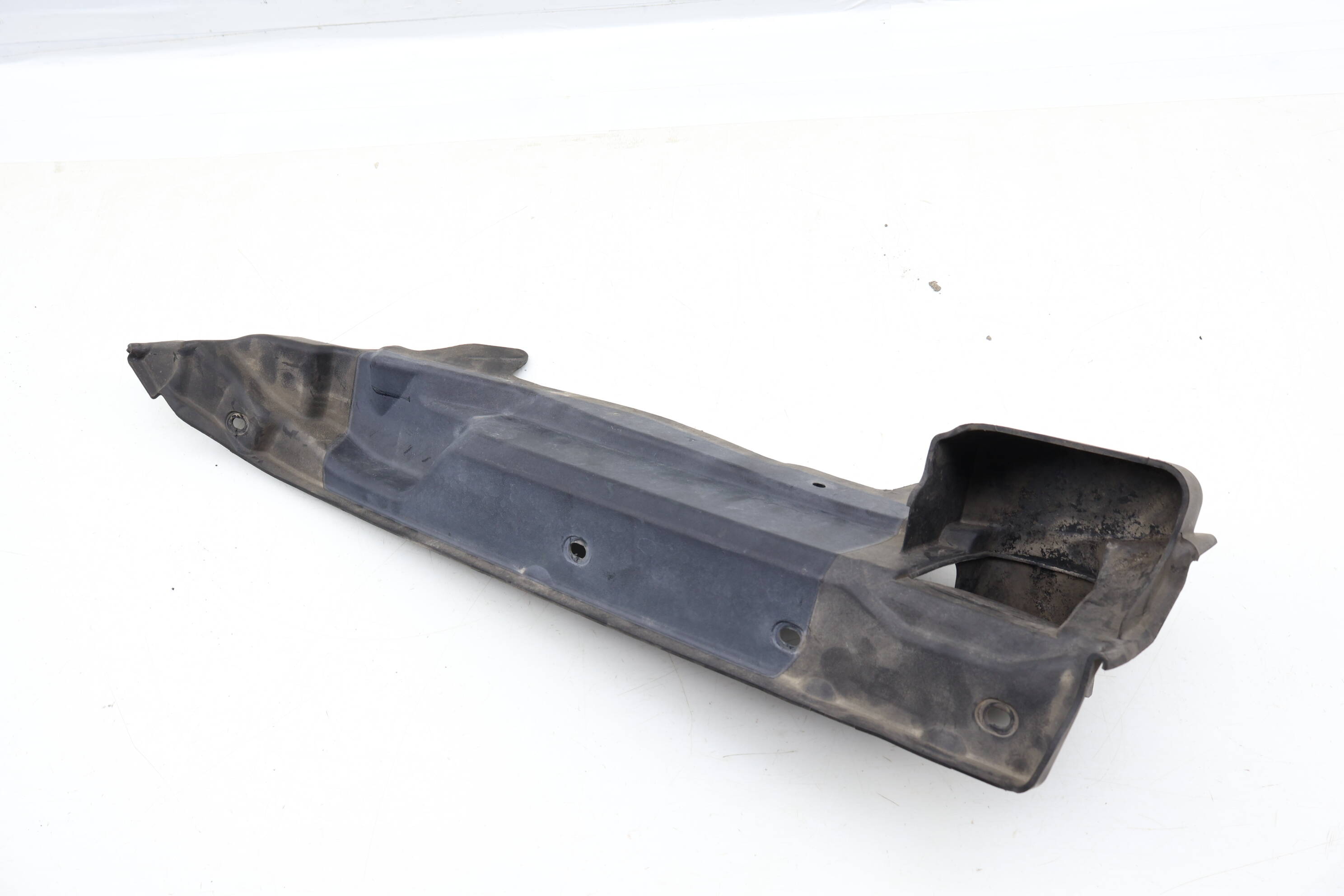 Microfilter / Air Filter Housing Cover 64319245596