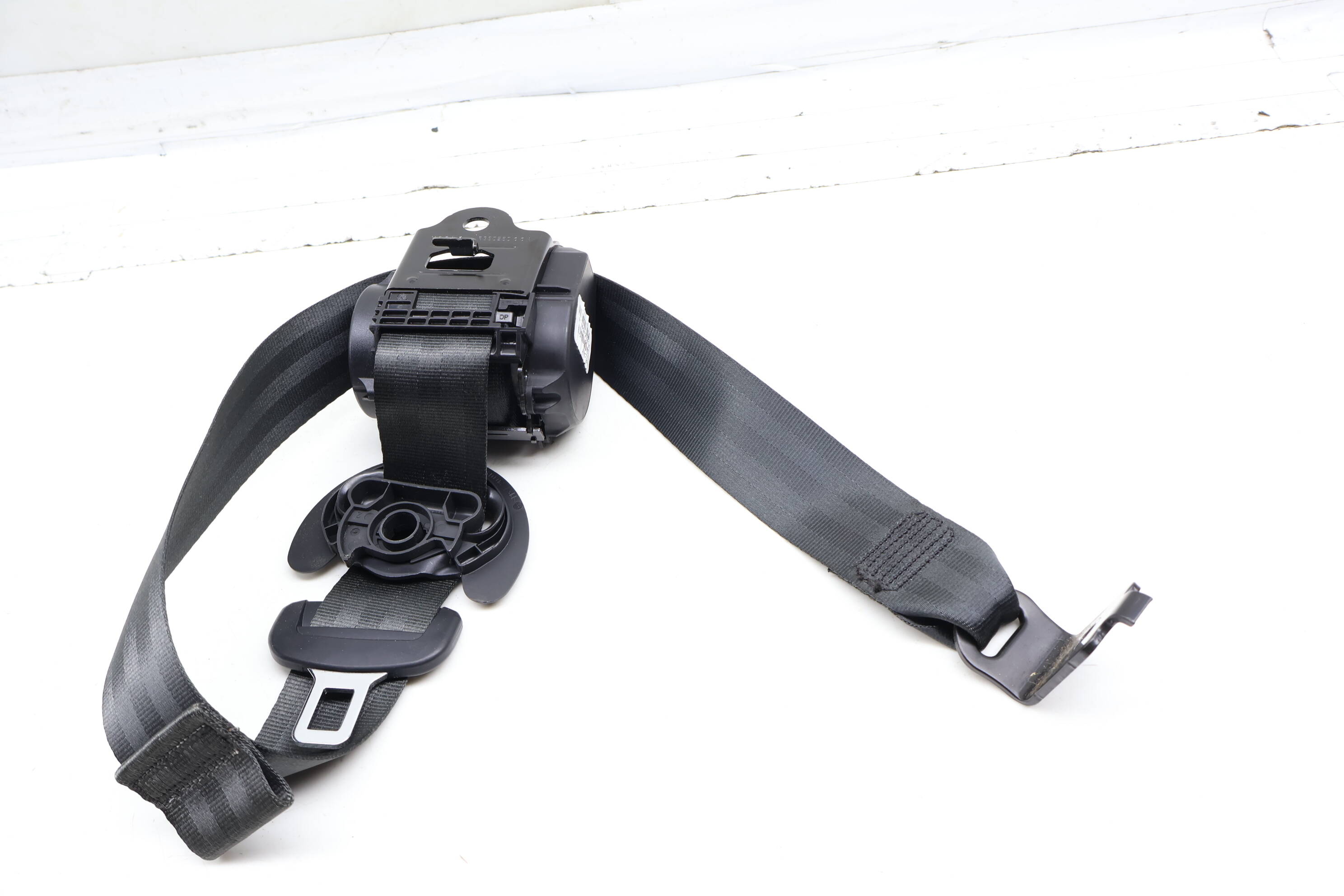 2Nd Row Seat Belt Retractor 3CN857805