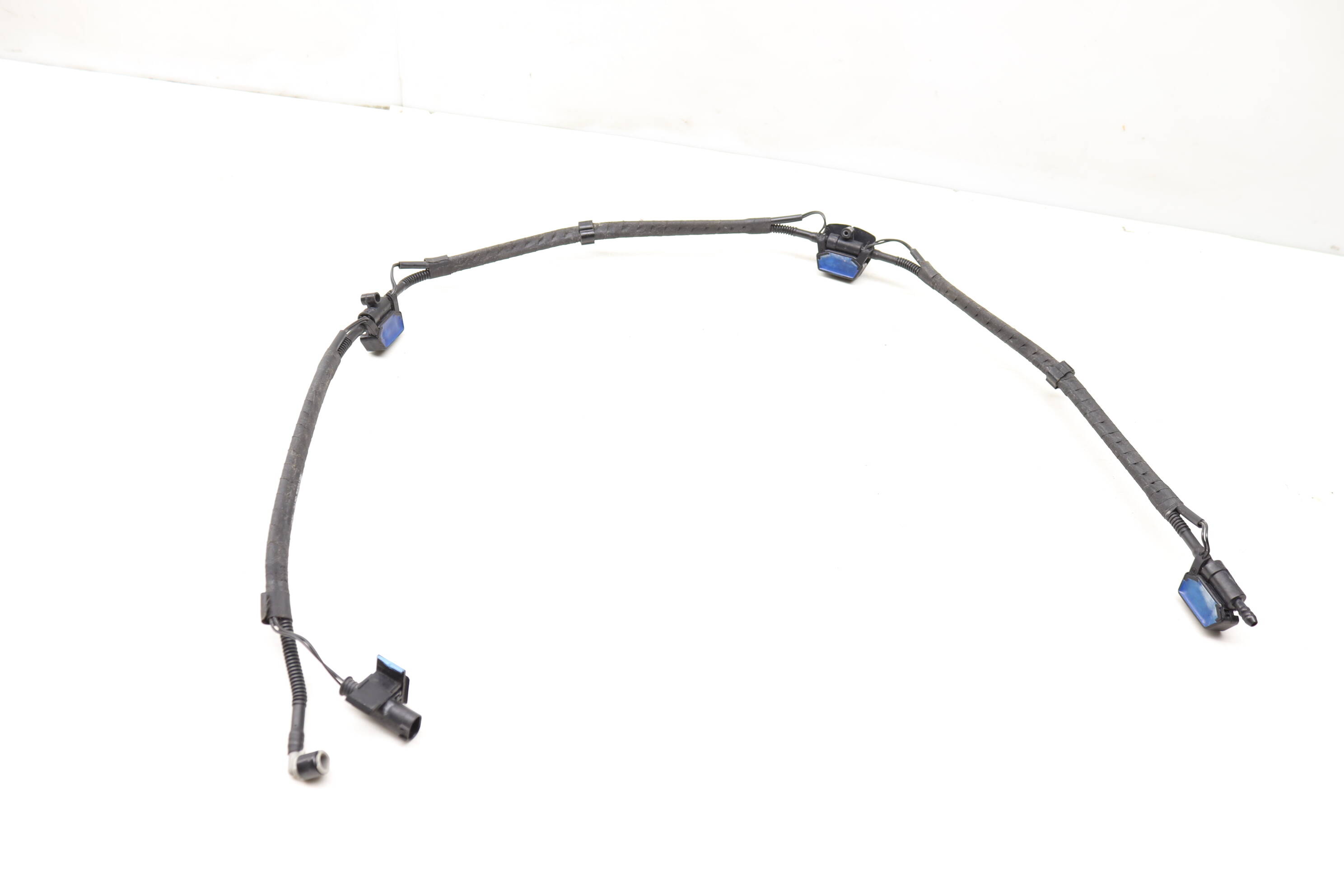 BMW Windshield Washer Nozzle Array 61667230188