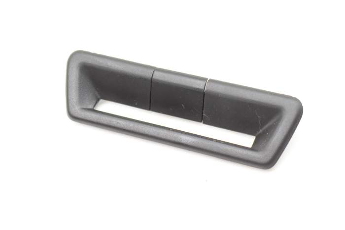 Center Seat Belt Outlet Cover 51477433236 main product photo