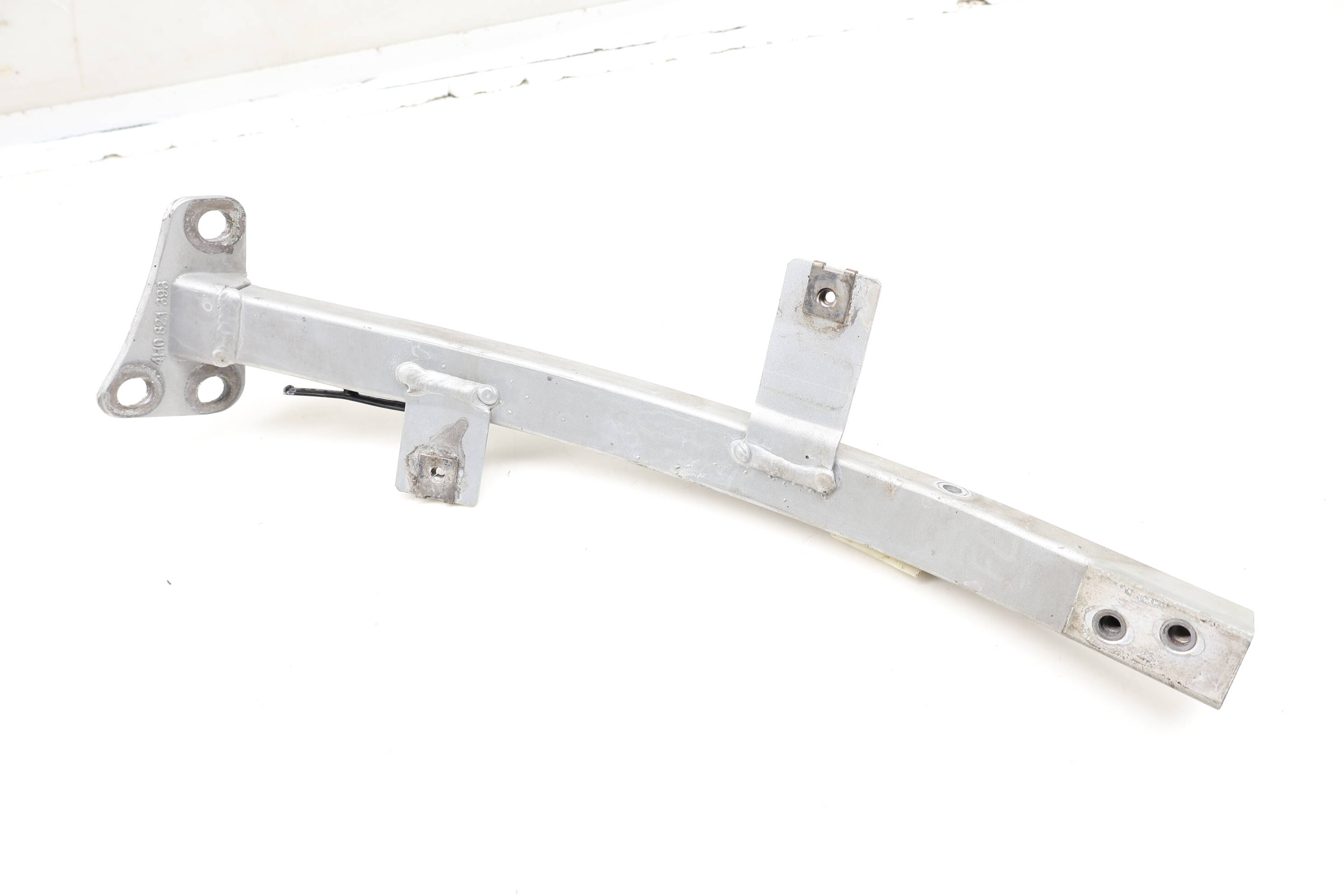 Fender Support Mount / Bracket 4H0821393