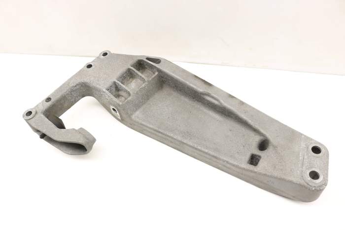 Transmission Gearbox Support Mount Bracket 22316786567 main product photo
