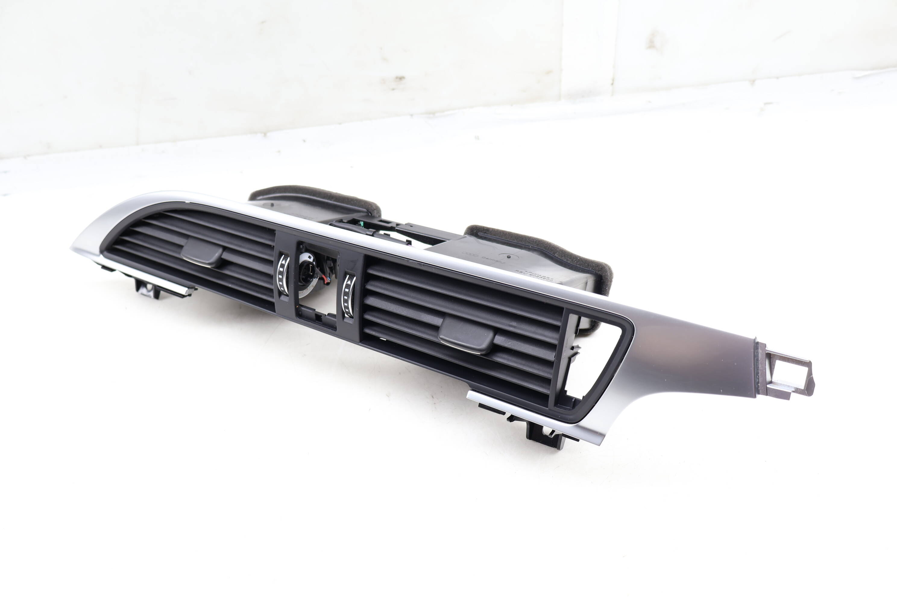 Center Dash Air Vent 4G1820951J