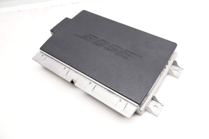 Bose Stereo Amplifier / Amp 4M0035223C main product photo