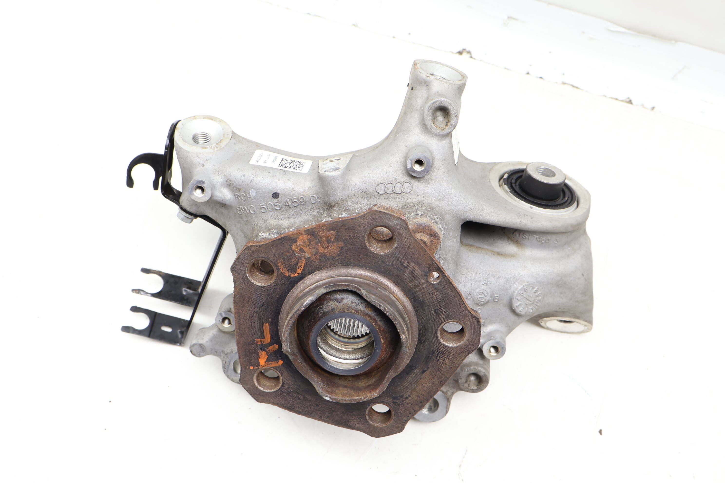 Spindle&#x20;Knuckle&#x20;W&#x2F;&#x20;Wheel&#x20;Bearing&#x20;8W0505431Q