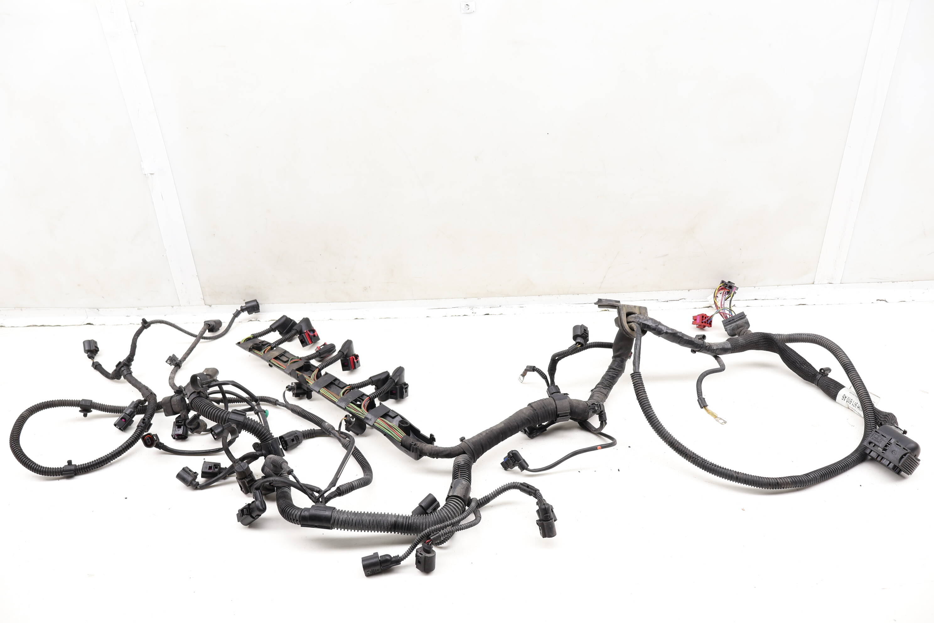 Engine&#x20;Wiring&#x20;Harness&#x20;&#x2F;&#x20;Loom&#x20;03H971610AS