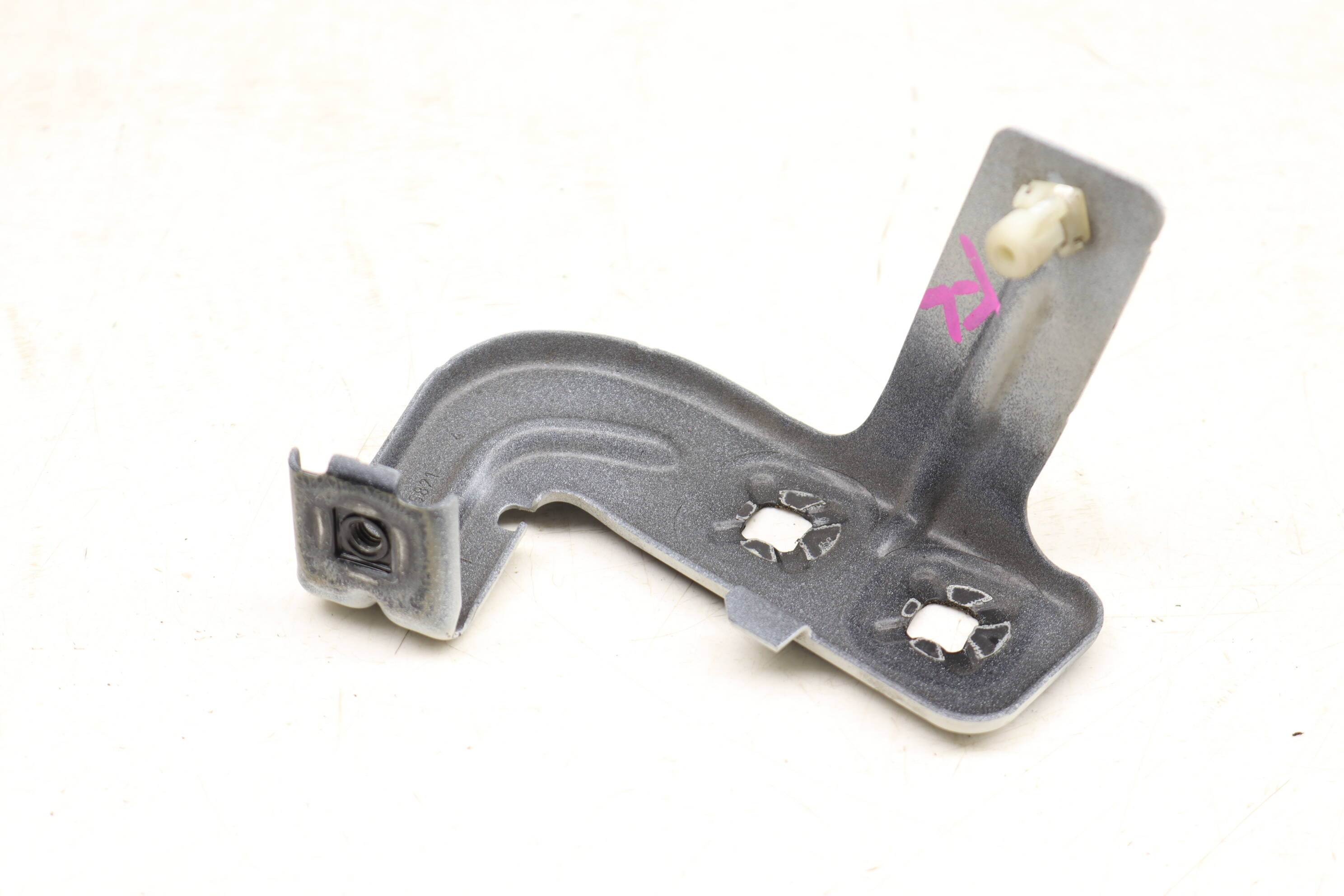 Fender Mount / Bracket 41357255821