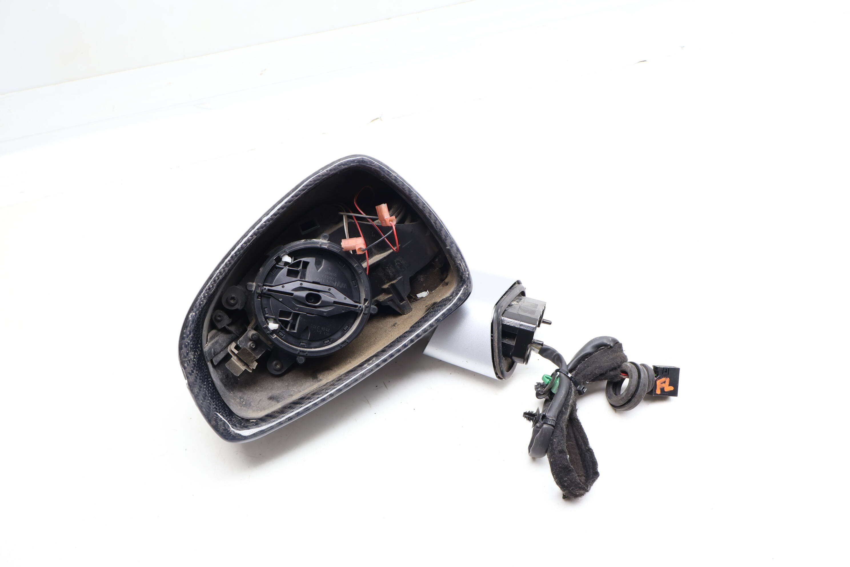 Side View Mirror Assembly 8J0857501A