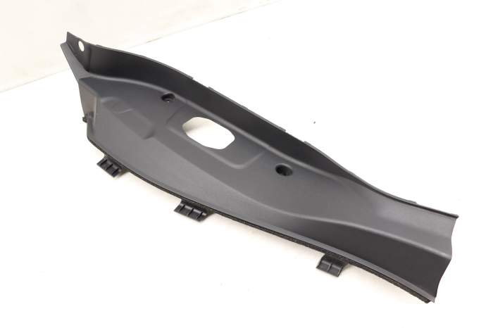 Door / B Pillar Trim Panel 51427303704 main product photo
