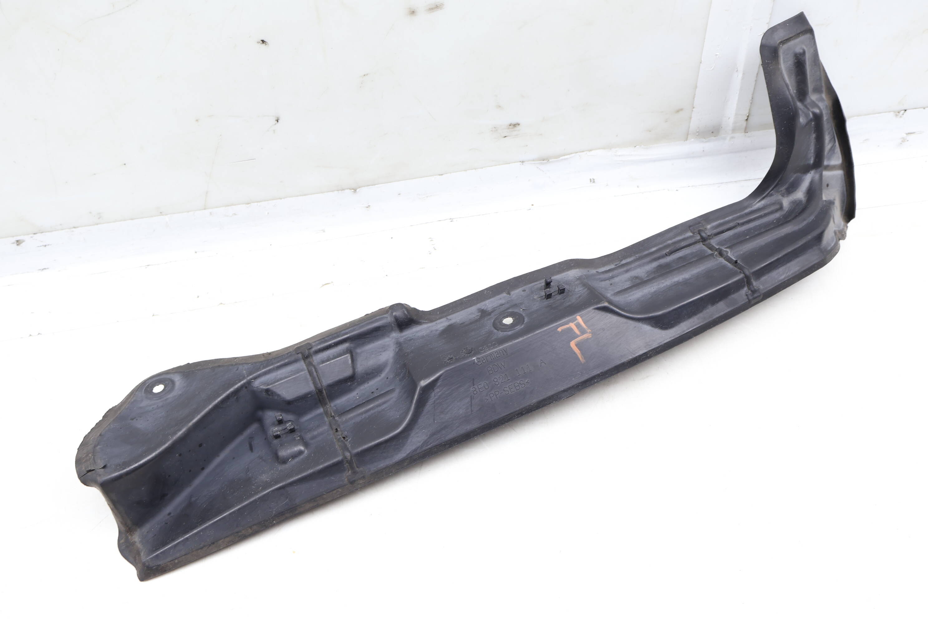 Inner Fender Shield Plate 8E0821111A