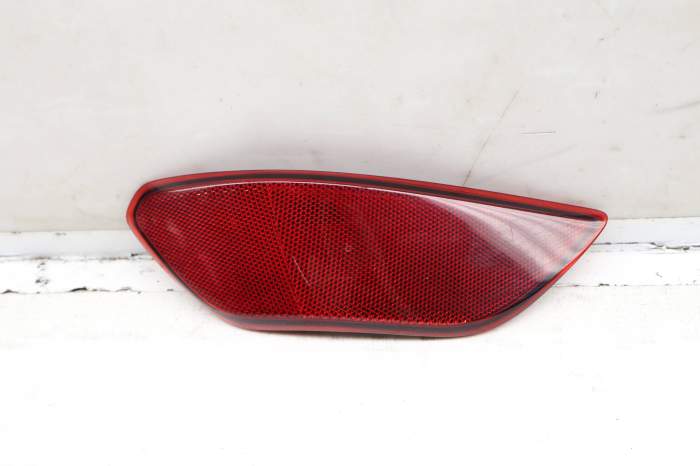 Bumper Reflector 7P5945106B 95863110600 main product photo