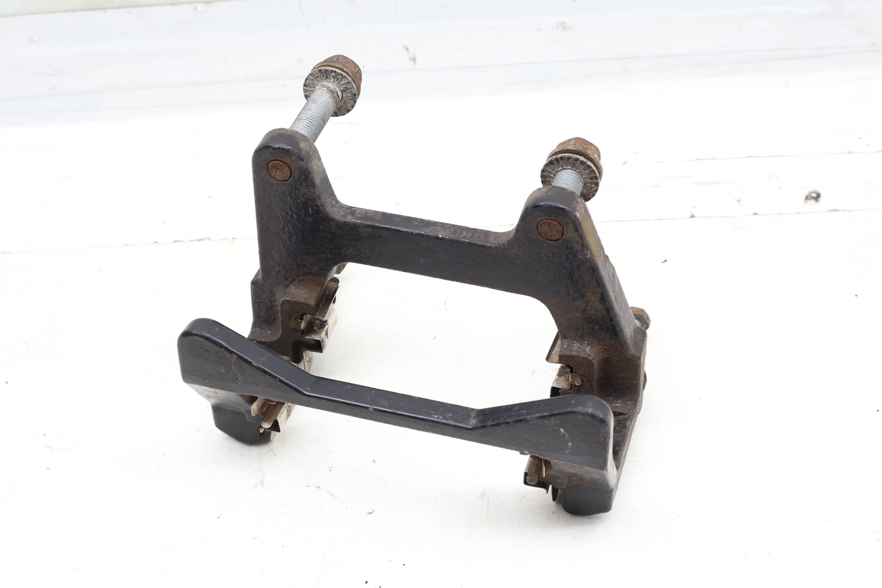 Brake Caliper Carrier / Bracket 4G0615425A