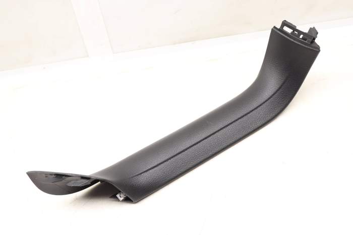 Upper Trunk / Hatch Trim Panel 5GM867603 main product photo