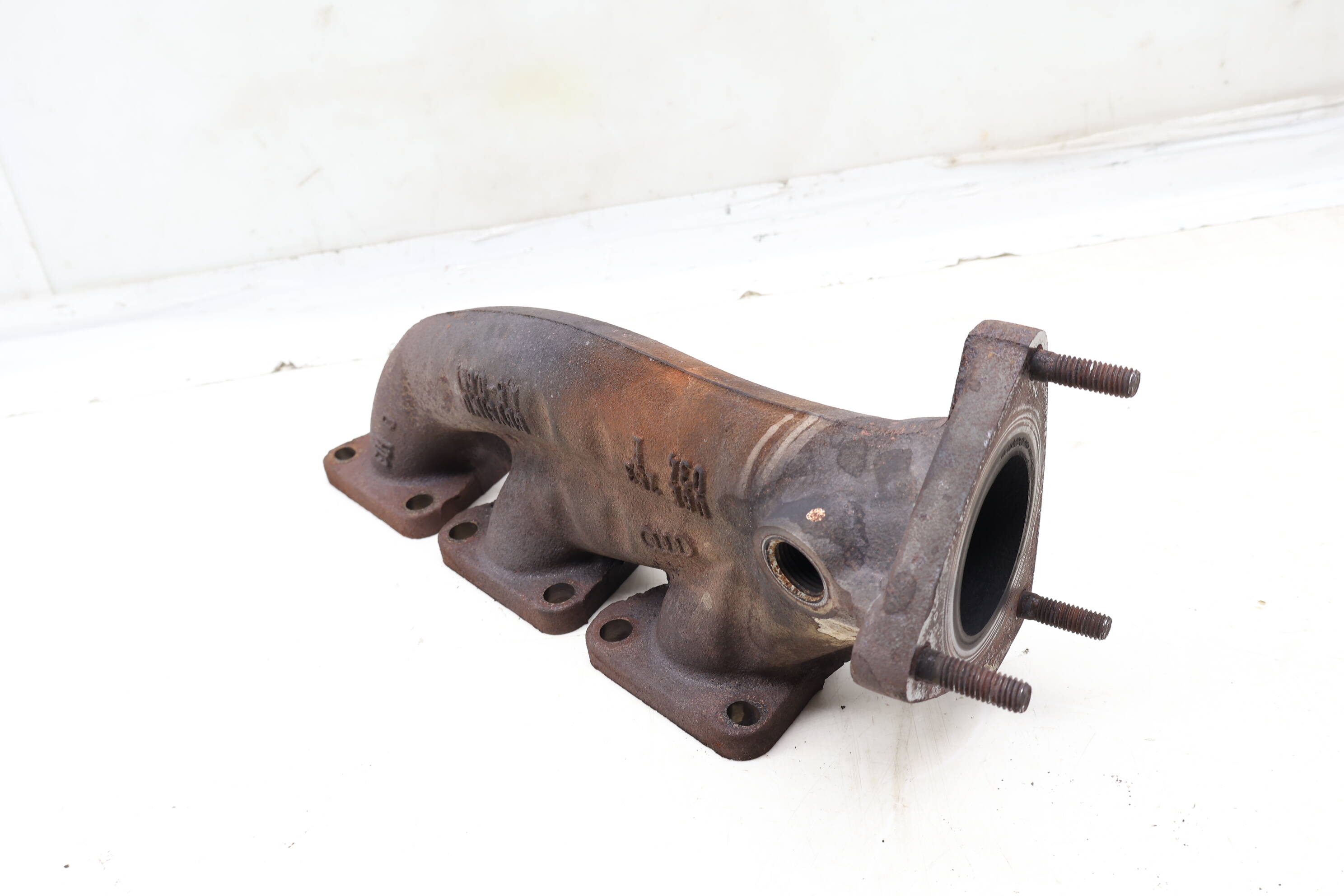 Exhaust Manifold 06E253034E