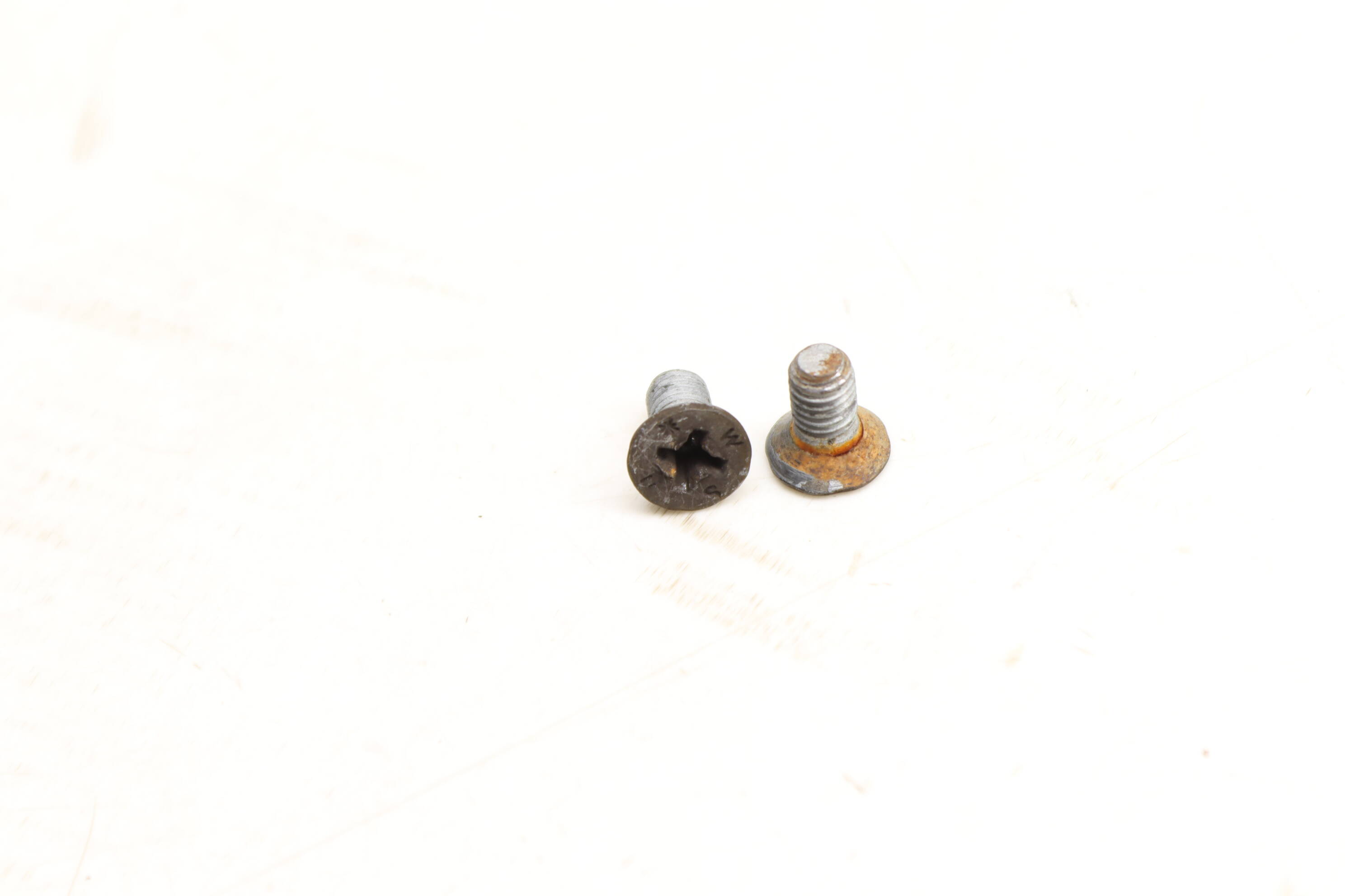 M6x12 Brake Rotor Screw / Bolt Set (2) 90026904703
