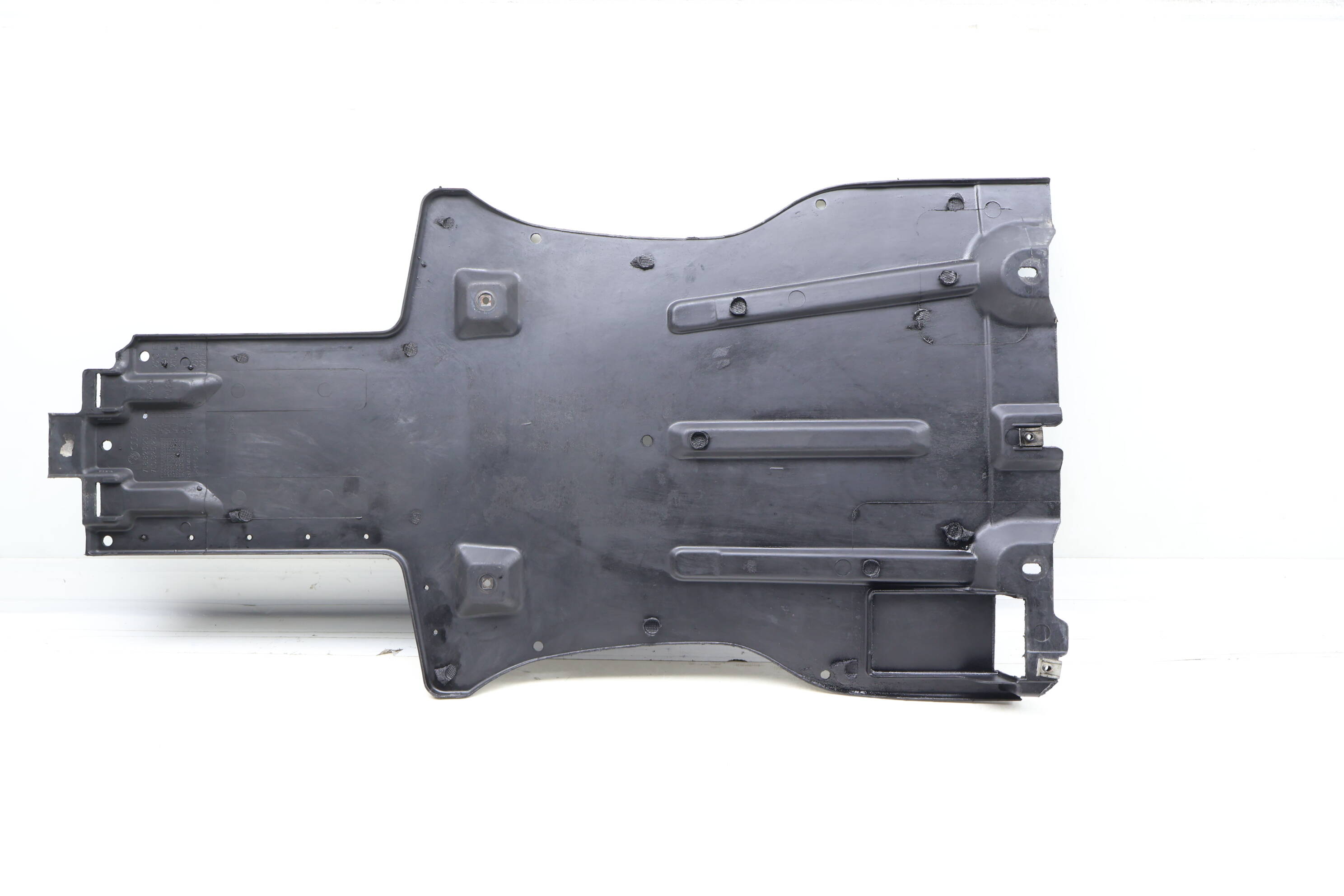 Audiアルミパネル Audi Center Belly Pan / Skid Plate / Sound Baffle (Q7) 7L8825231A