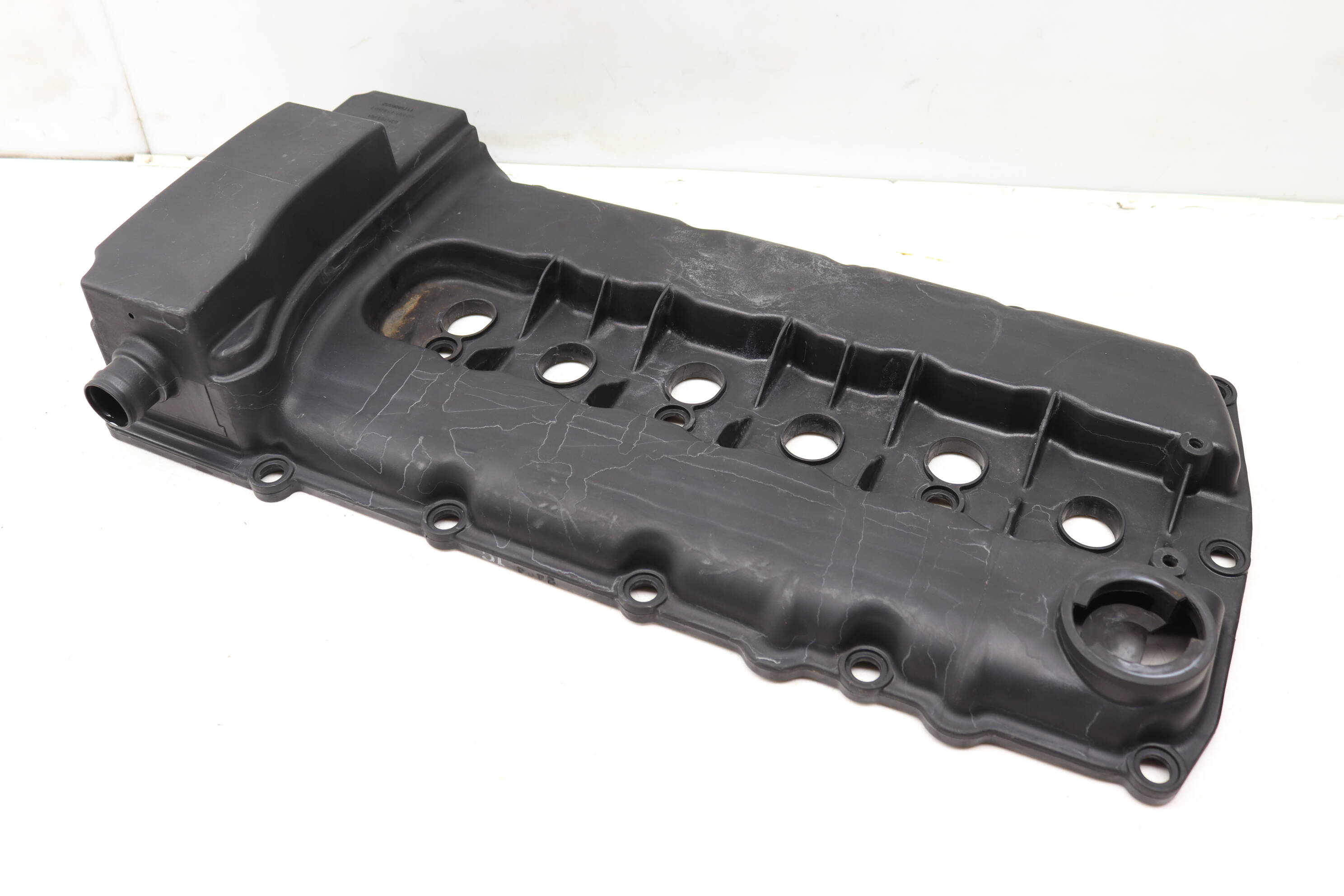 Engine Valve / Cylinder Head 03H103429L