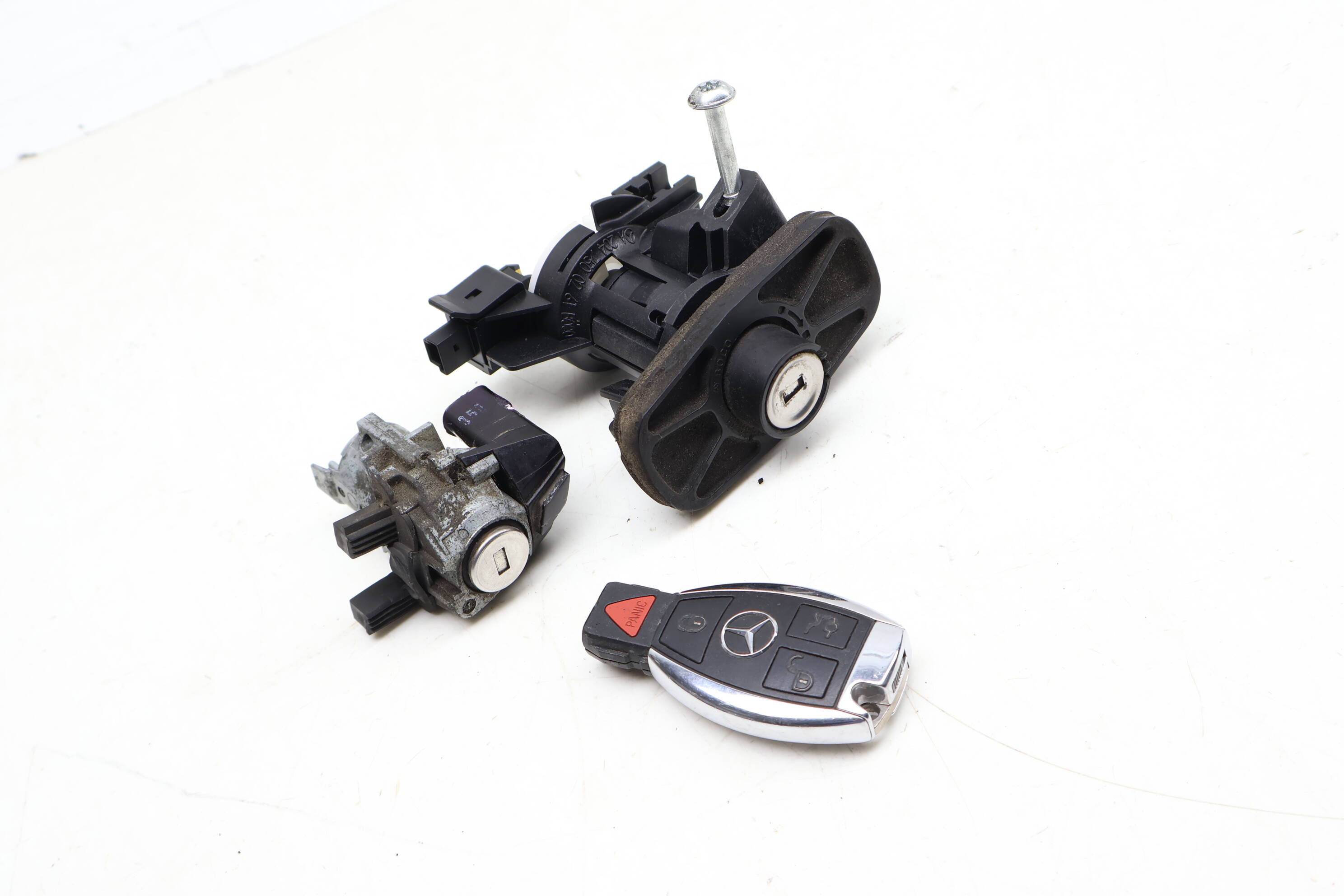 Lock Switch / Cylinder Set W/ Key 2128903967