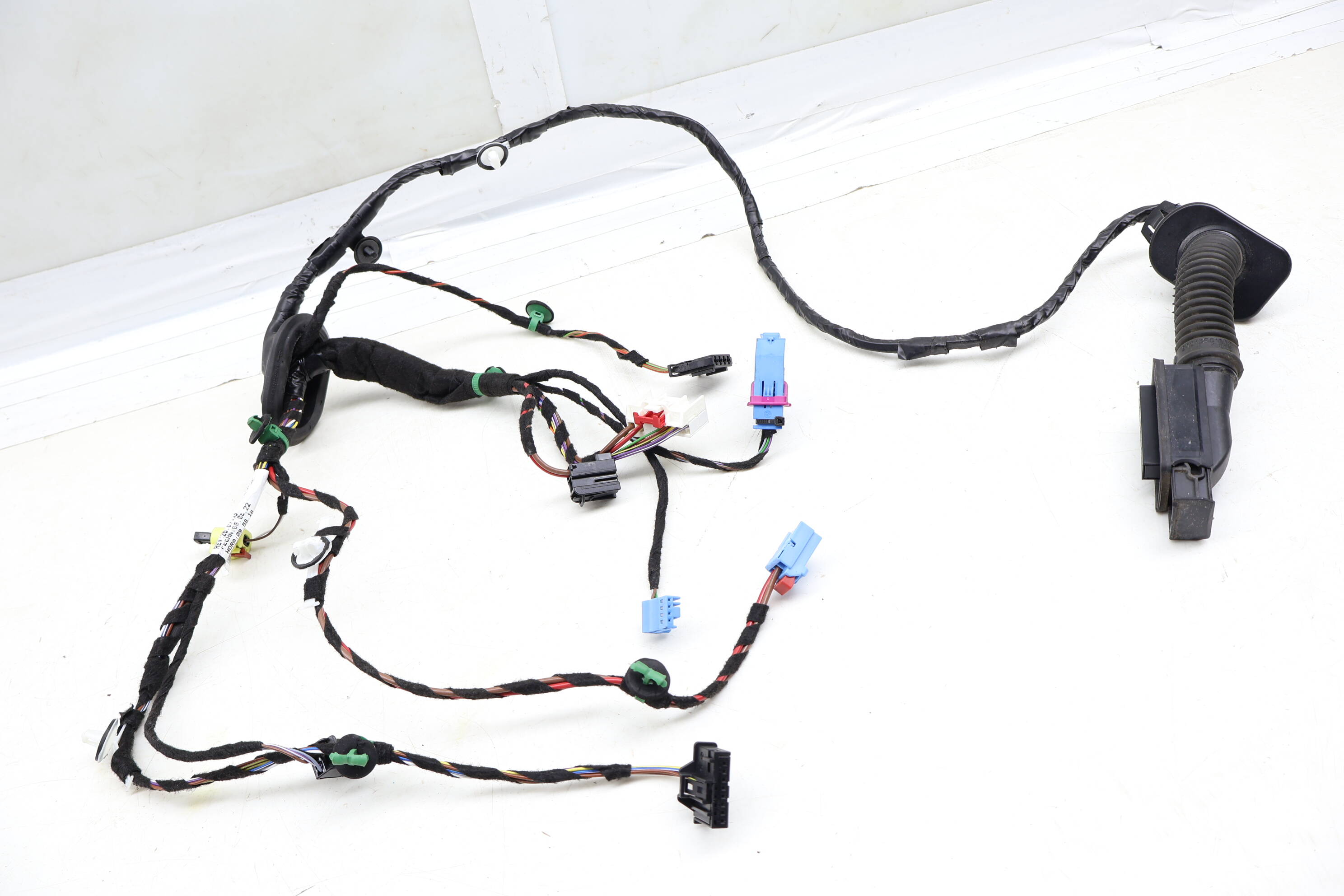 Door Wire / Wiring Harness 17B971120DP
