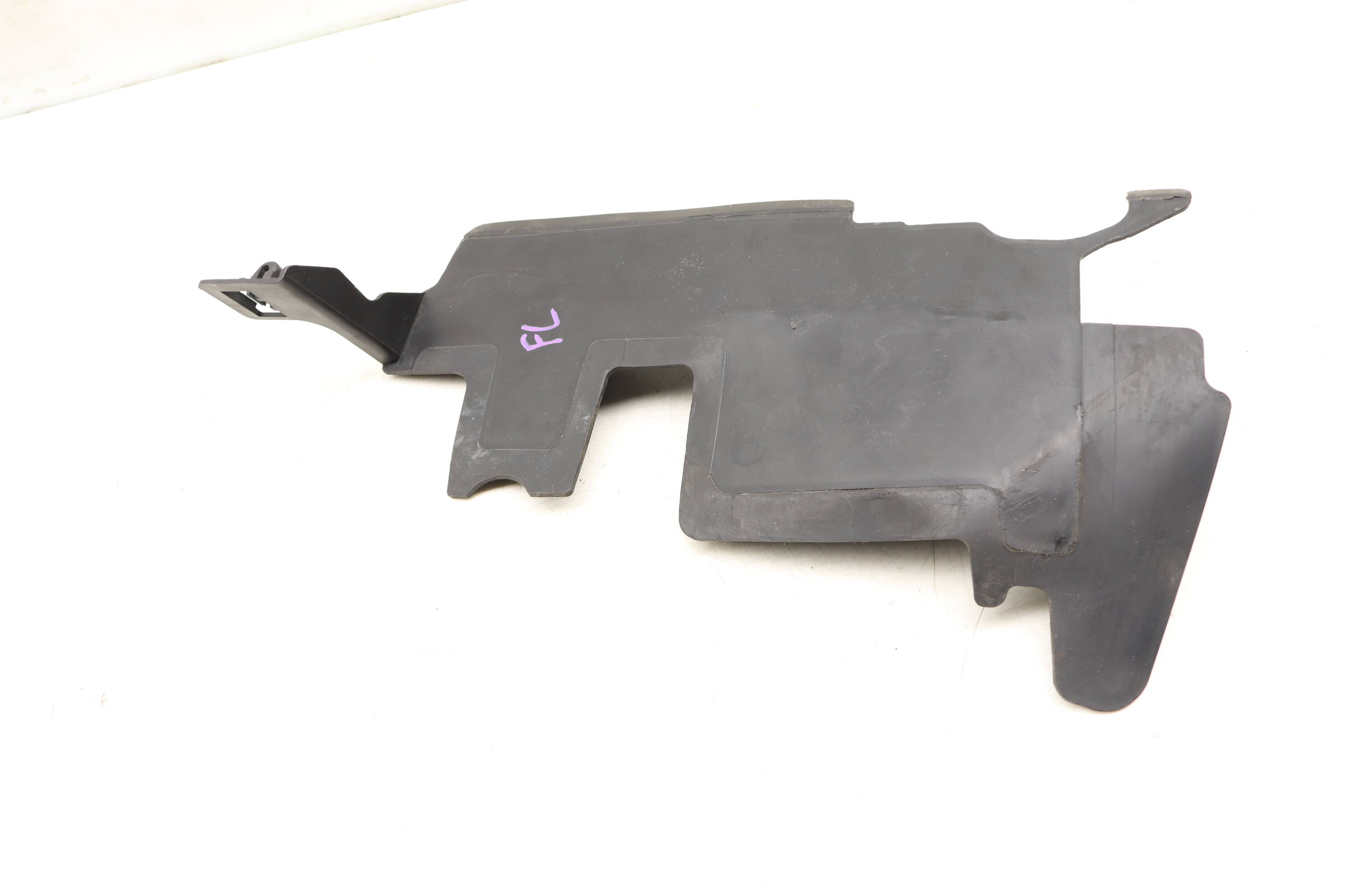 Radiator Air Duct / Guide 1Q0121284C