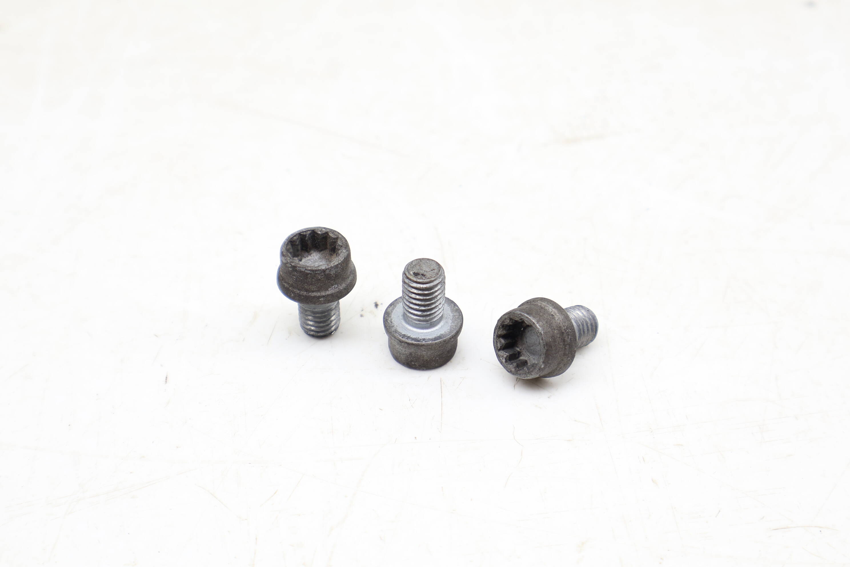 M8x12 Screw / Bolt Set (3) N91052201