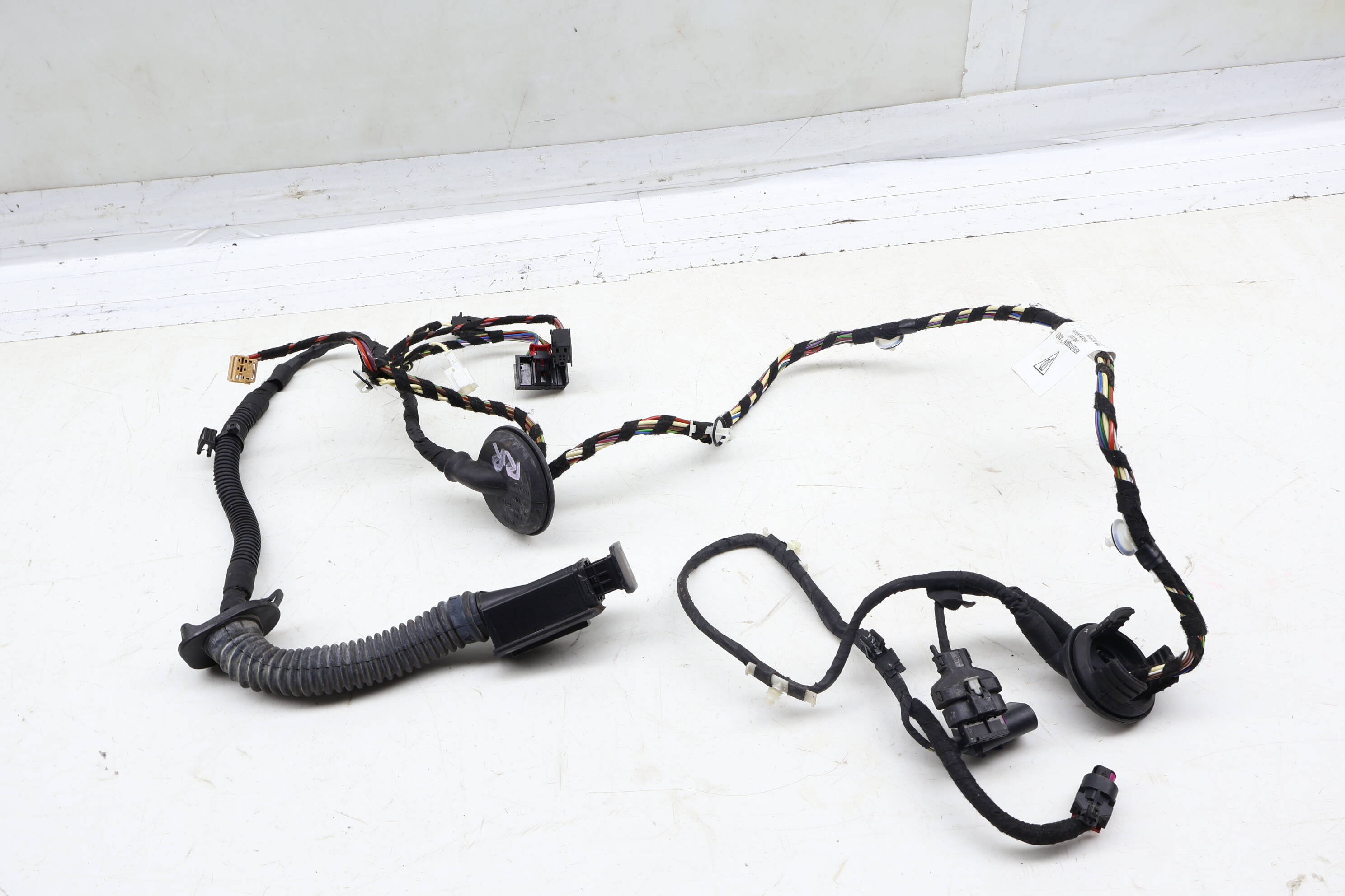 Door Wiring Harness 95B971688N