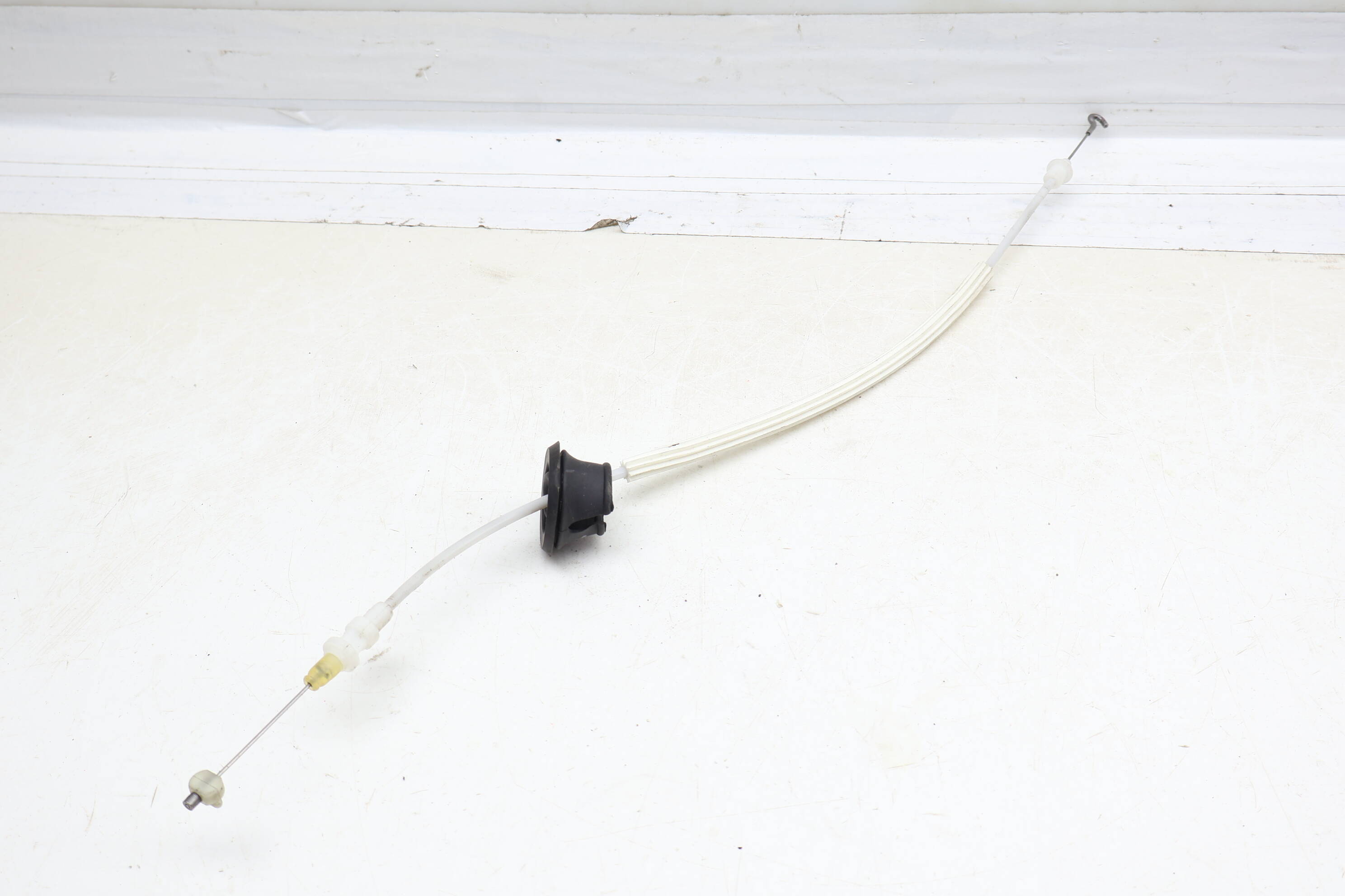 Interior Door Handle Release / Bowden Cable 4L0837085B