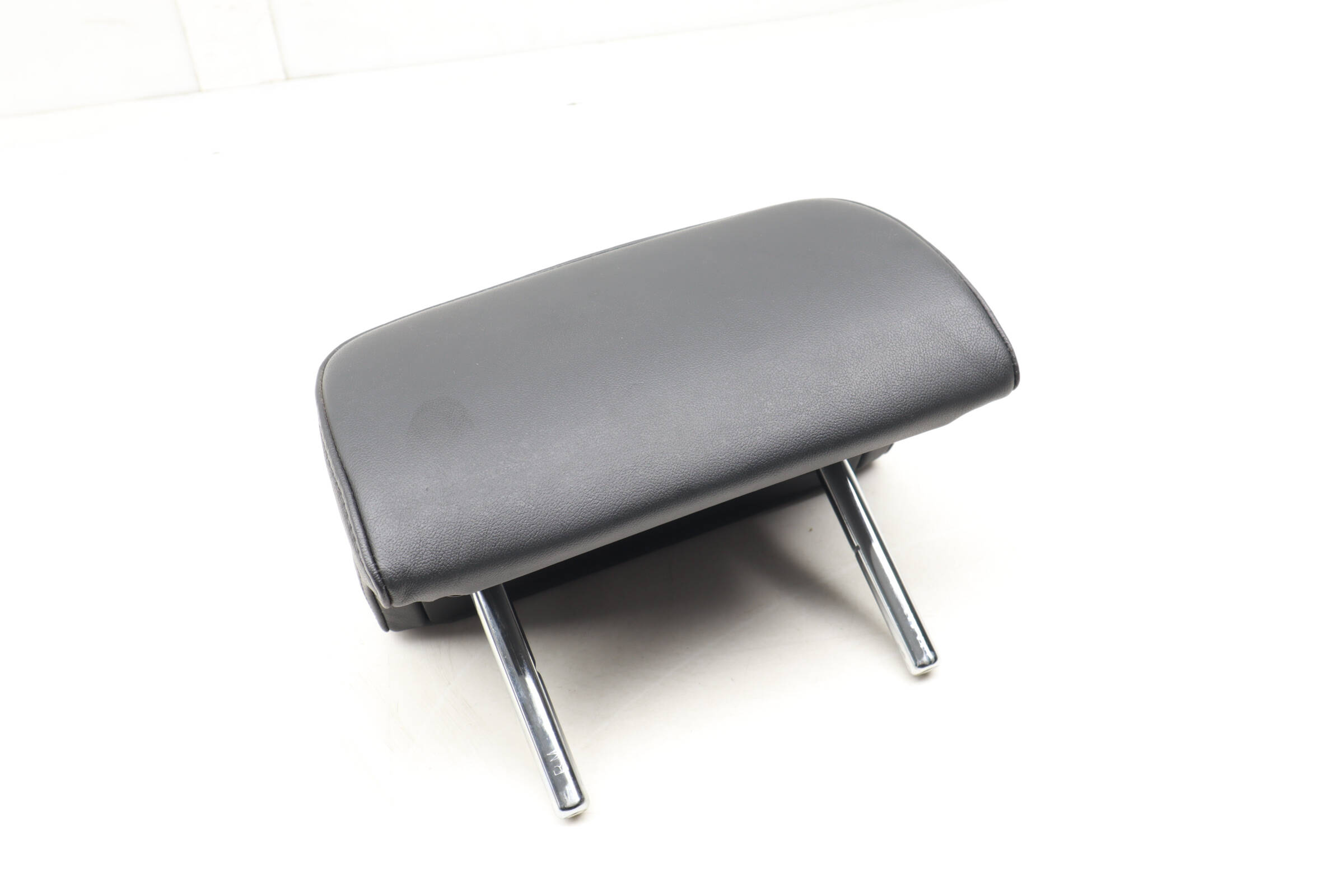 Center Recaro Headrest / Head Rest 8E0885921S