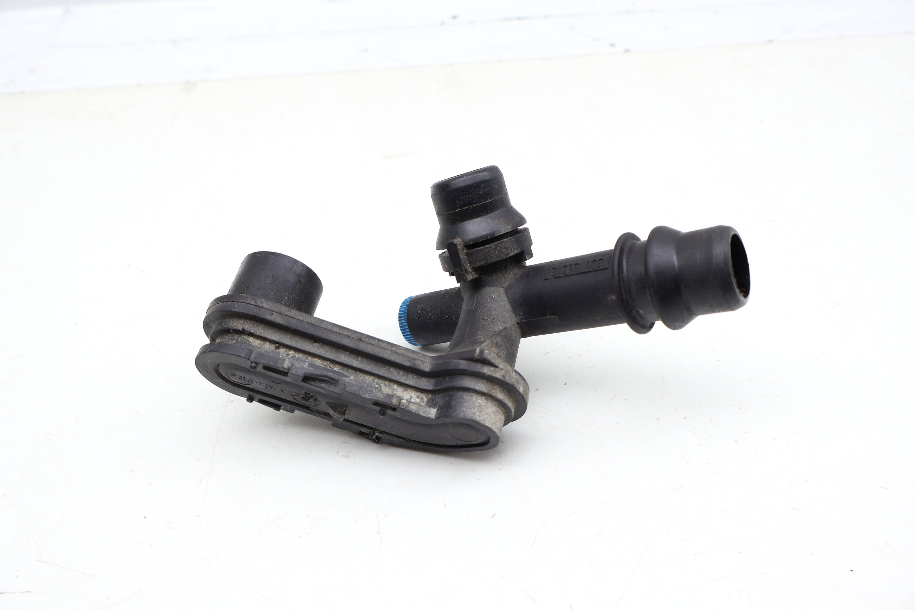 Coolant / Water Pipe Connector 17112248409