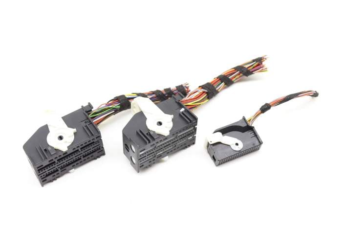 Onboard Supply Module Wiring Connector / Pigtail main product photo