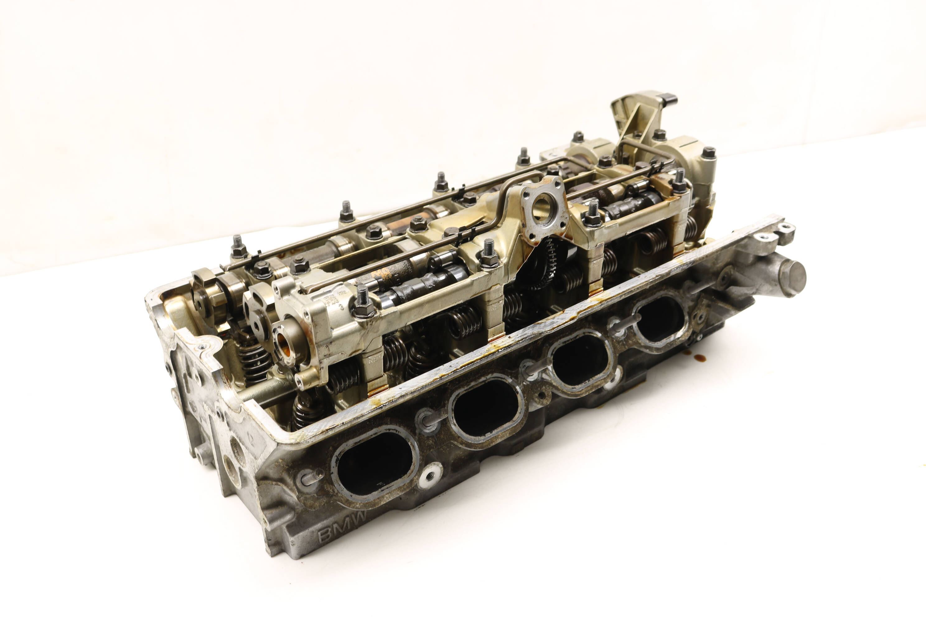 2024新発 BMW Left Engine Cylinder Head 11121557020 バッグ