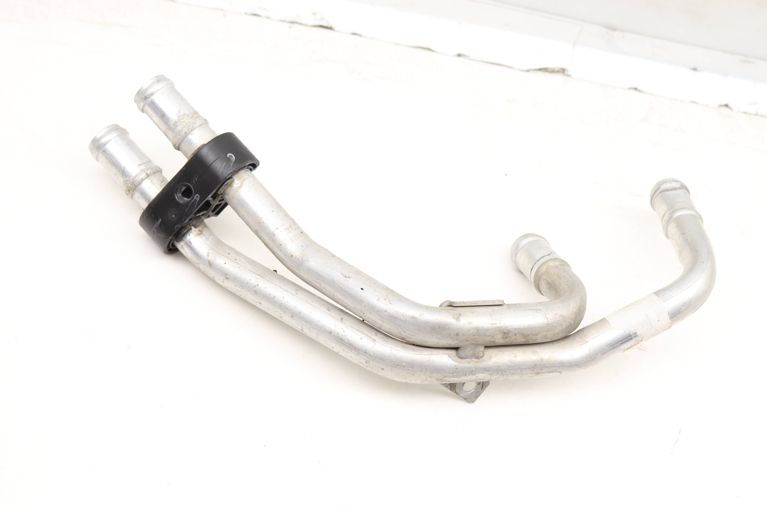 Heater Core Pipe / Tube Set 7P0819031