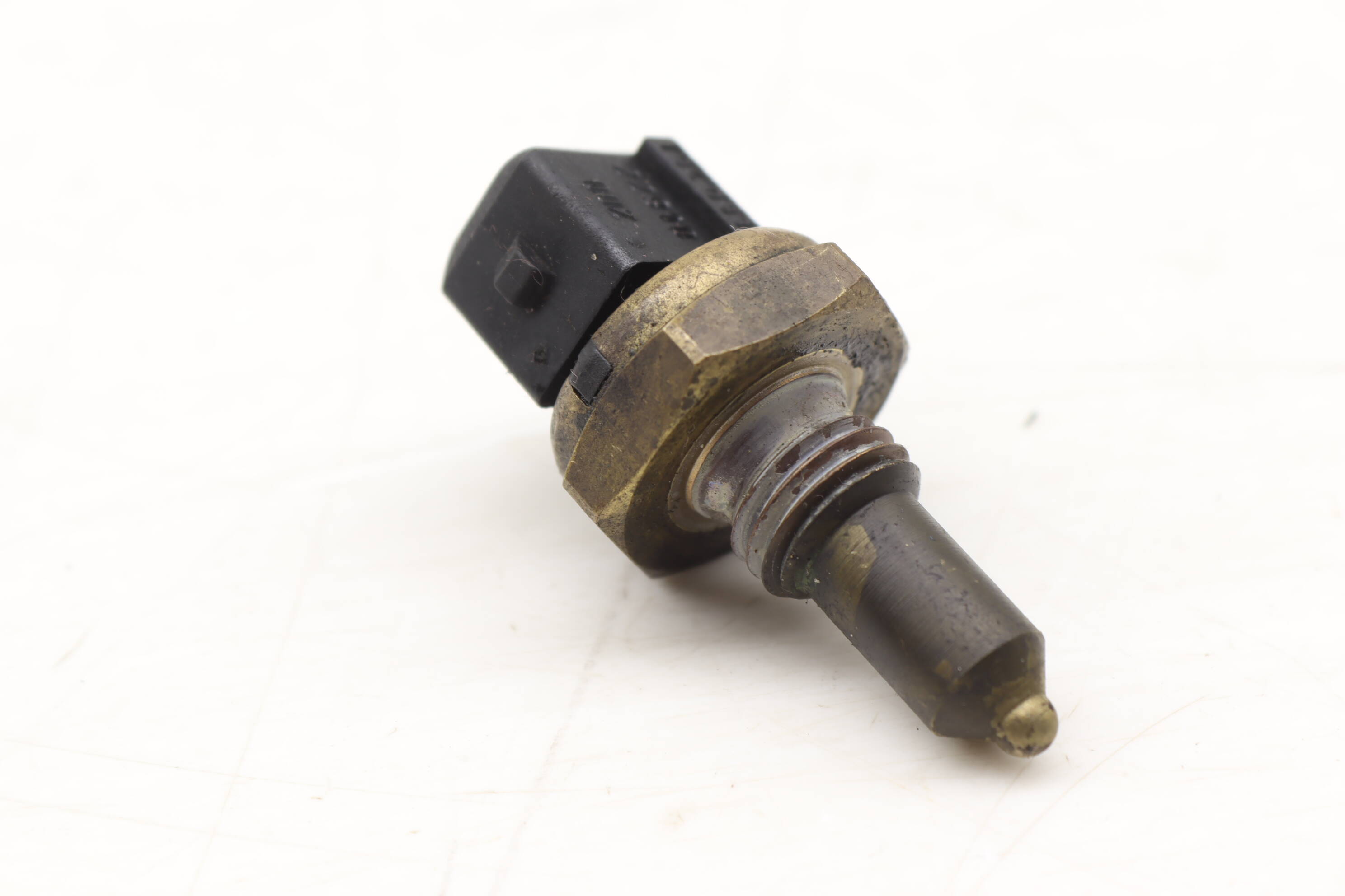 Coolant / Oil Temp Sensor 13621433076