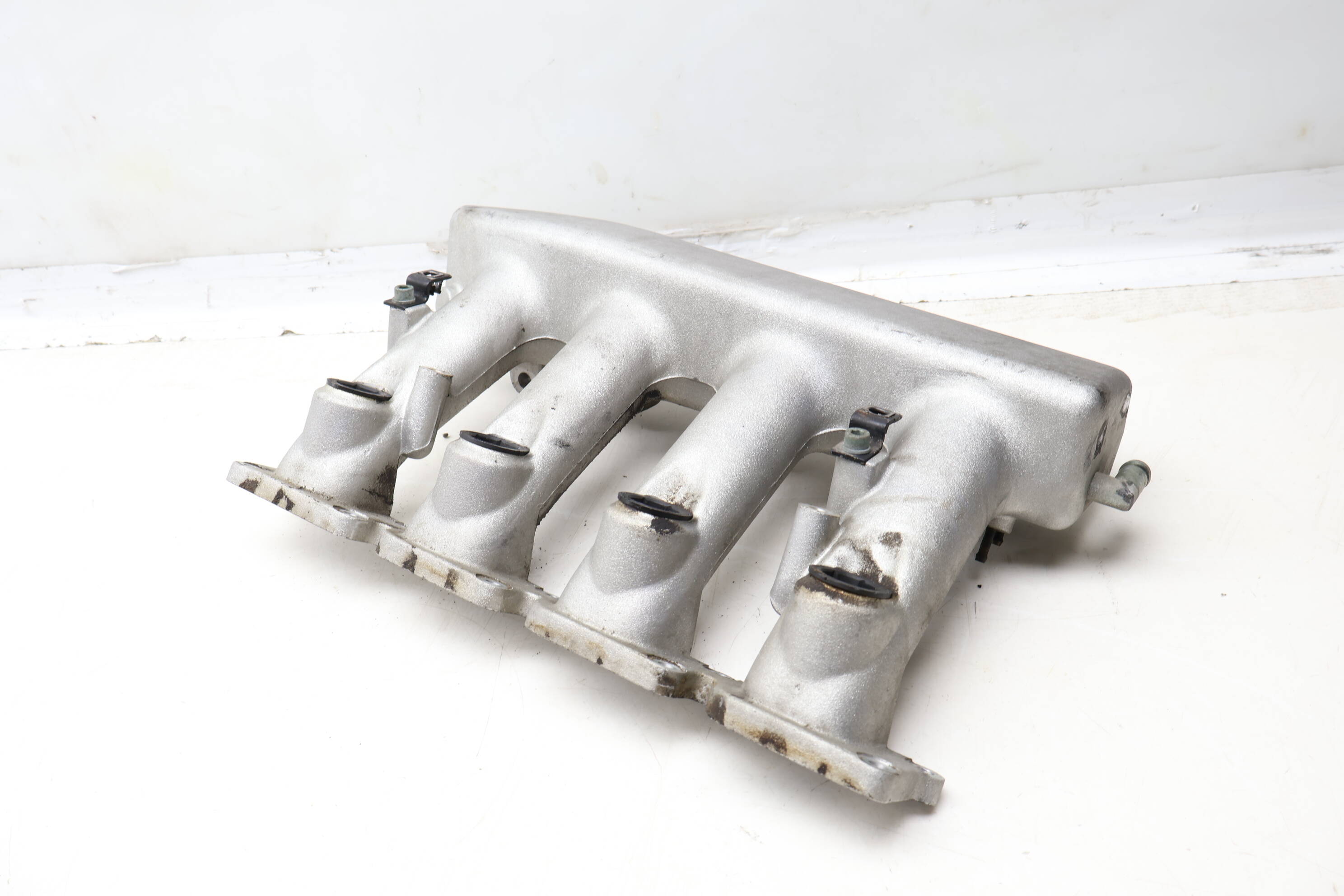 シリコン インテークパイプ (LEVOGE ＆ WRX S4) – AVO TURBOWORLD