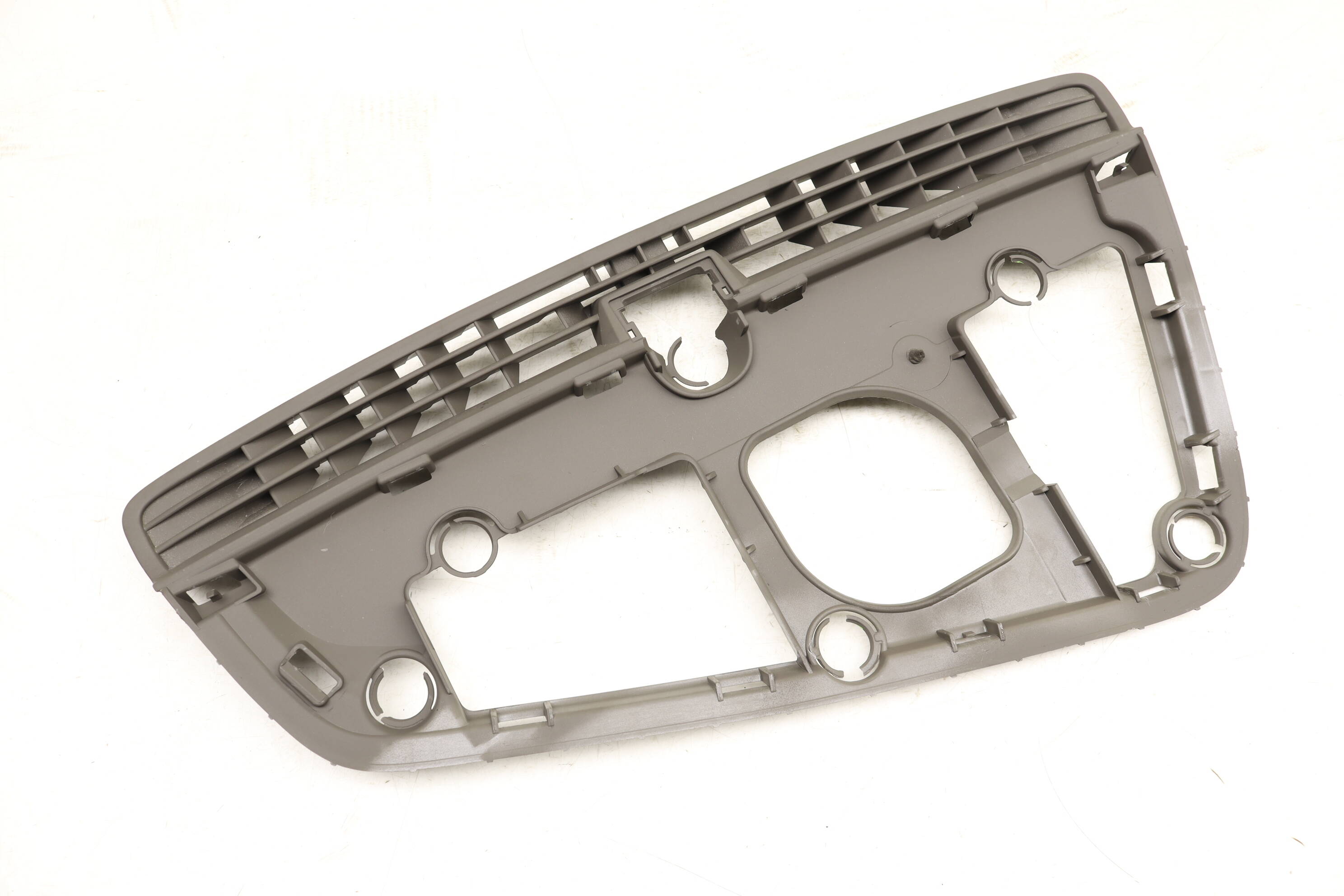 Upper Dash Air Vent Bracket 8R1819635A