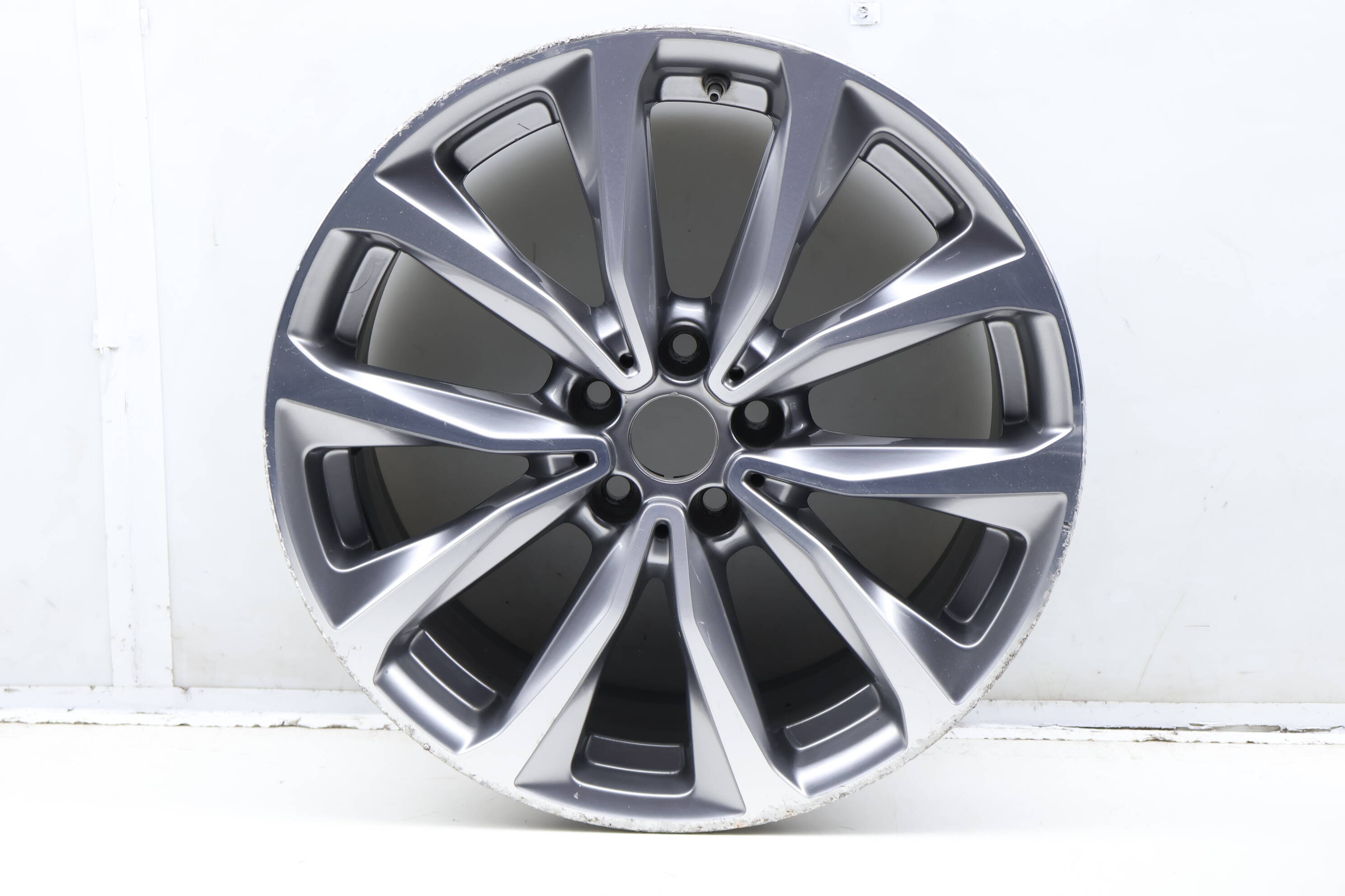 19" Inch Alloy Rim / Wheel 36116877326